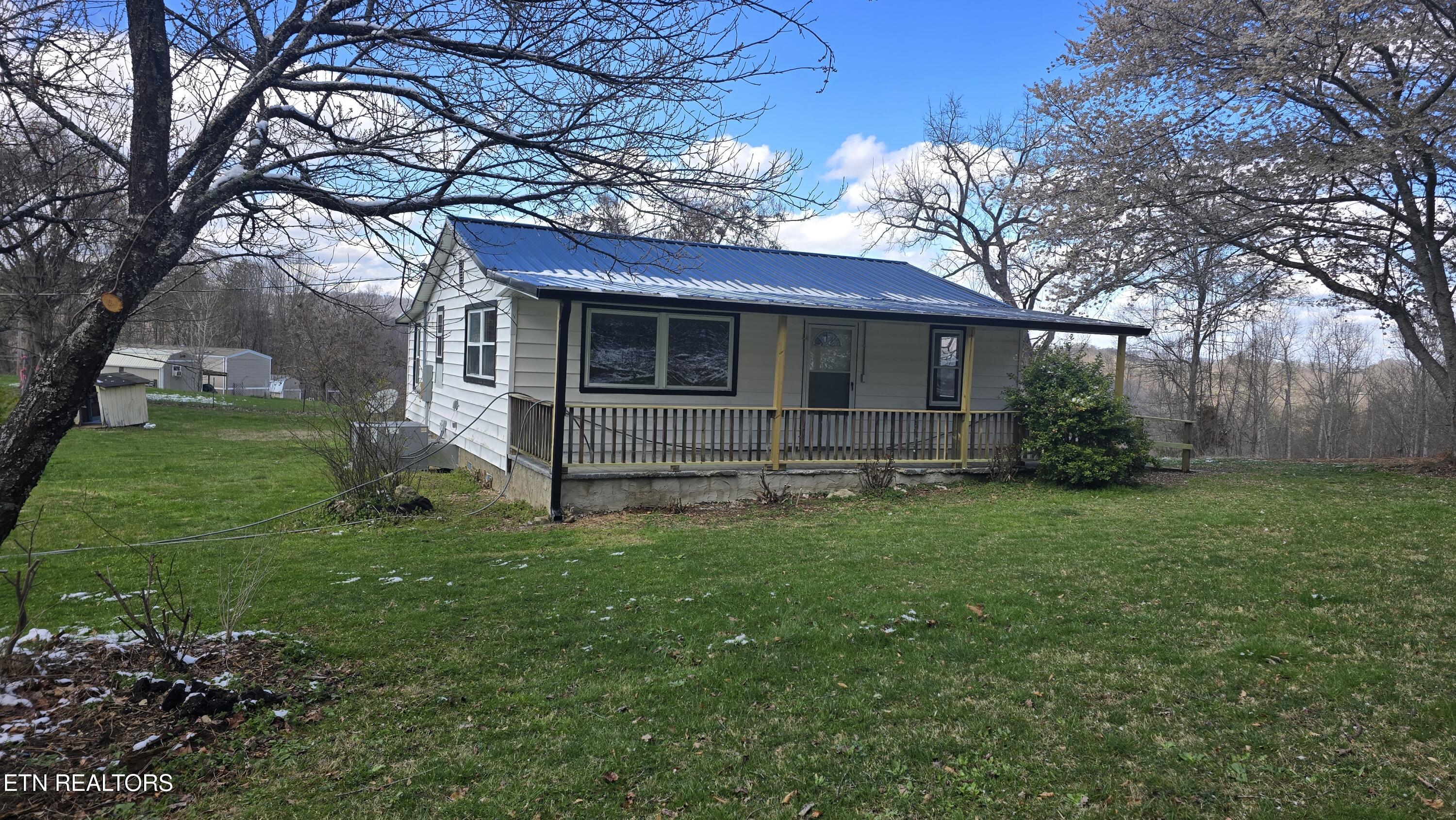 320 Epperson Circle Tazewell TN 37879