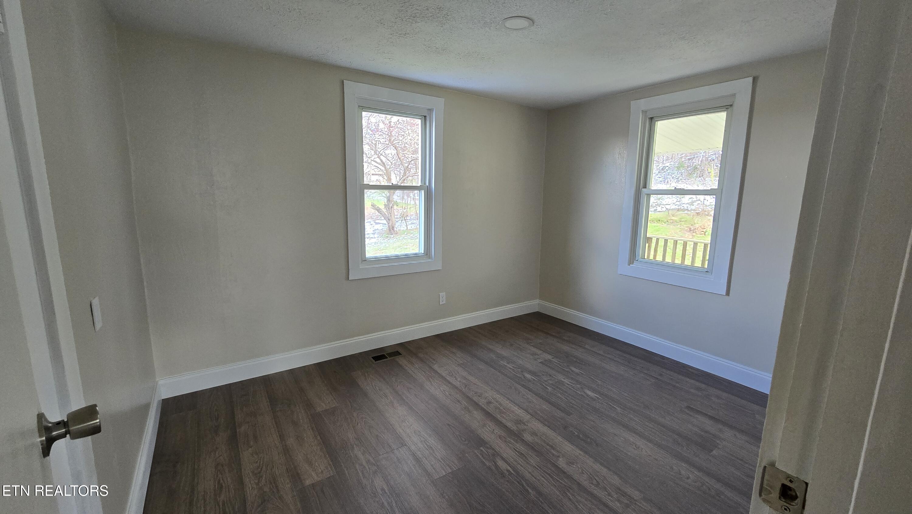 320 Epperson Circle Tazewell TN 37879