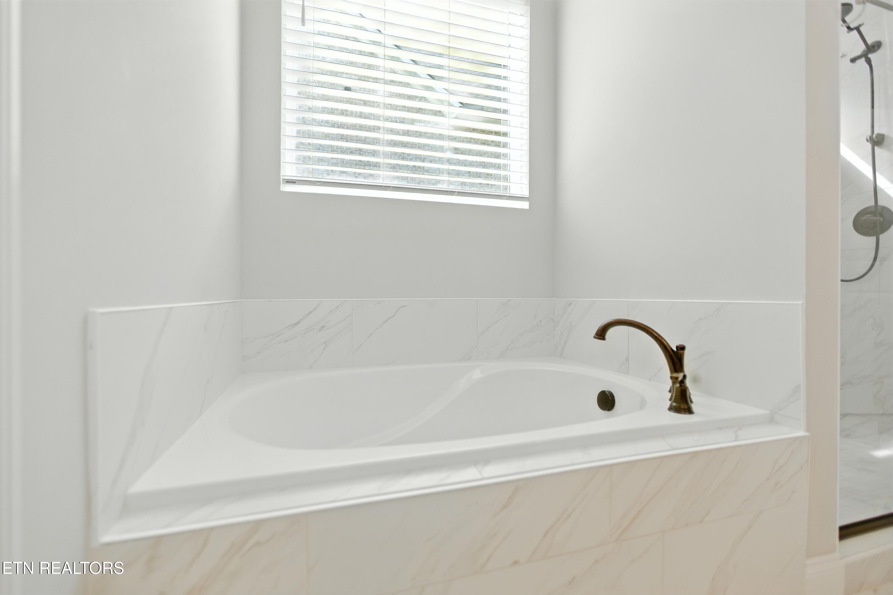 11654 Boston Ivy Lane Knoxville TN 37932