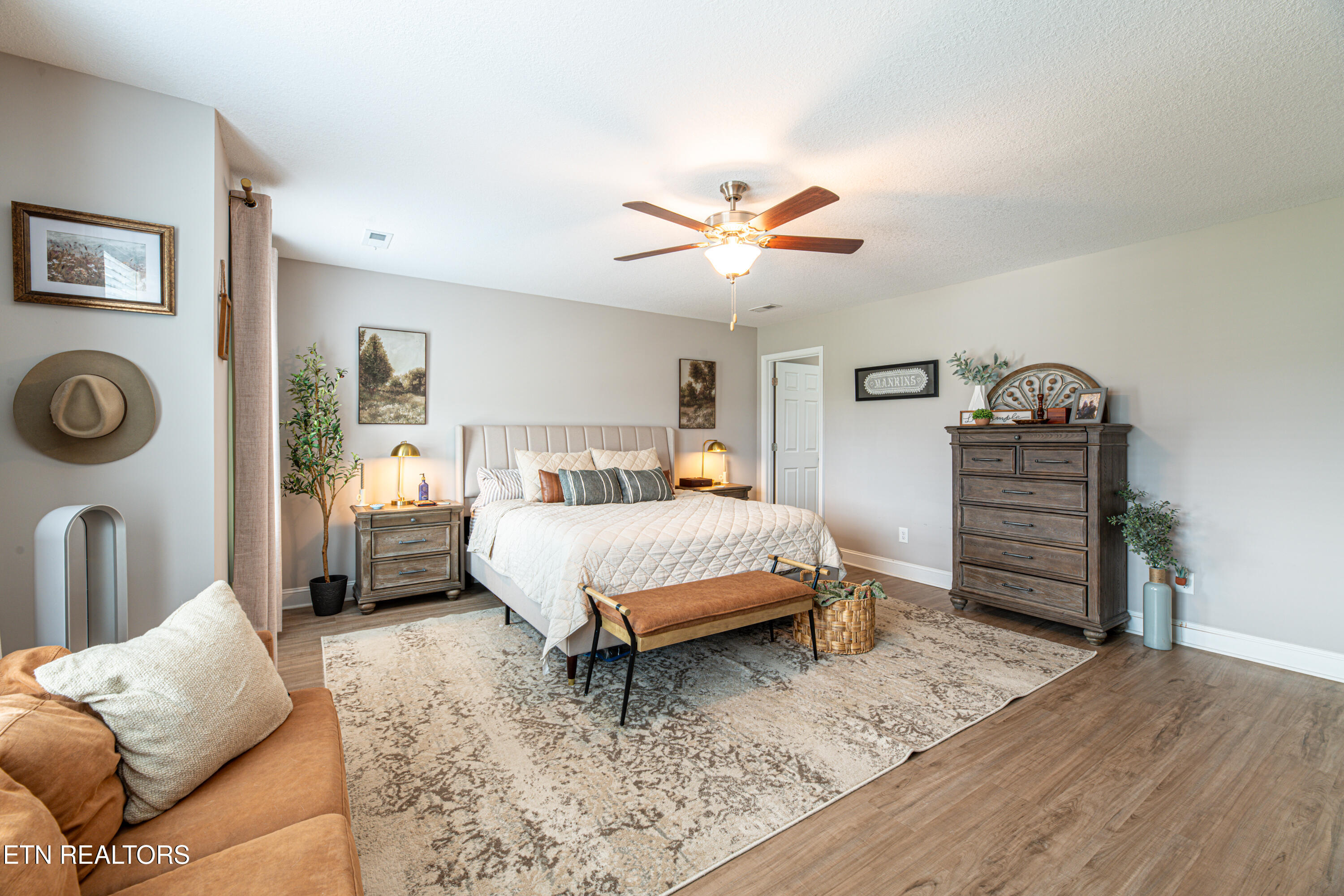 8125 Equinox Lane Powell TN 37849