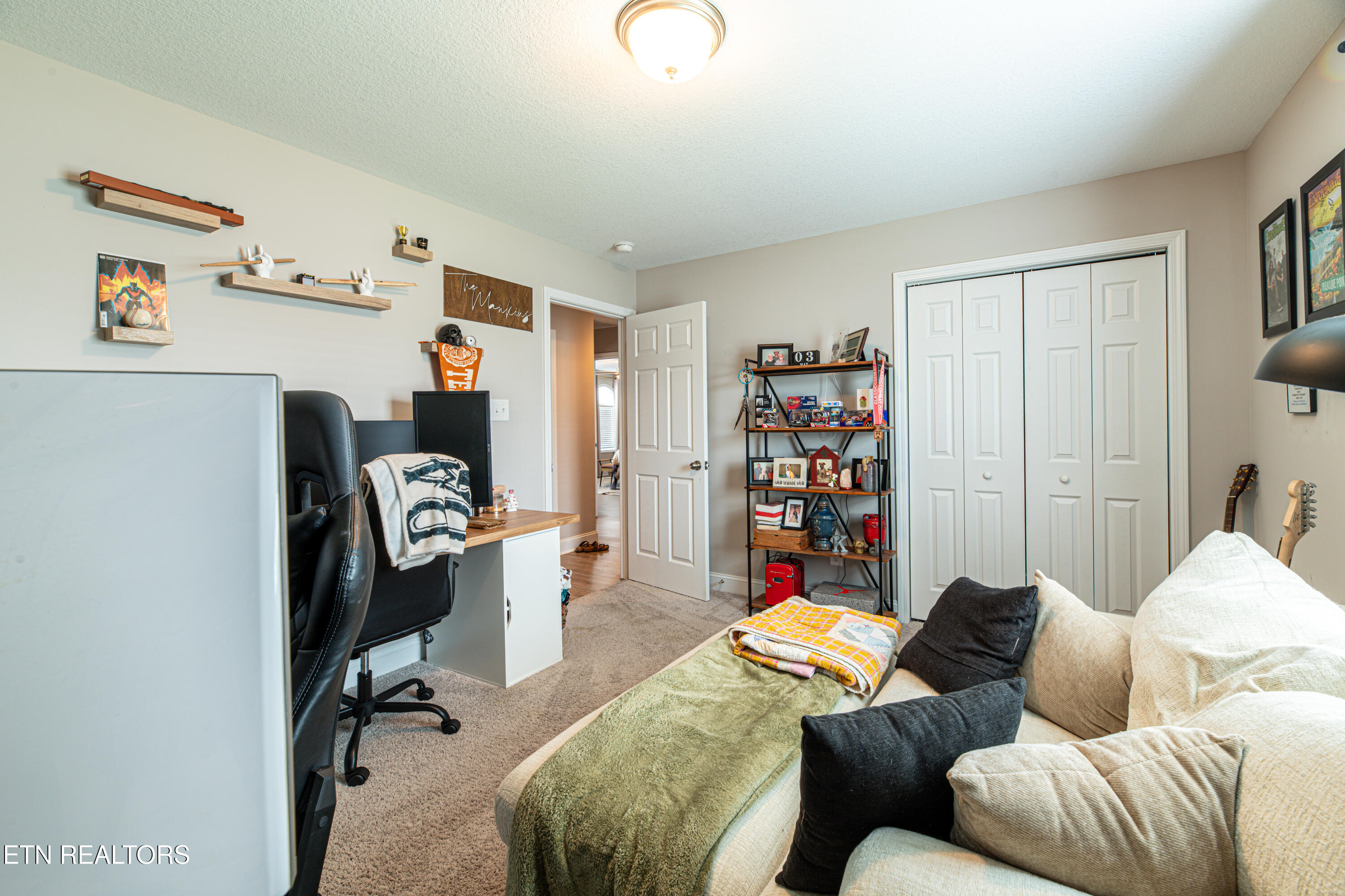 8125 Equinox Lane Powell TN 37849