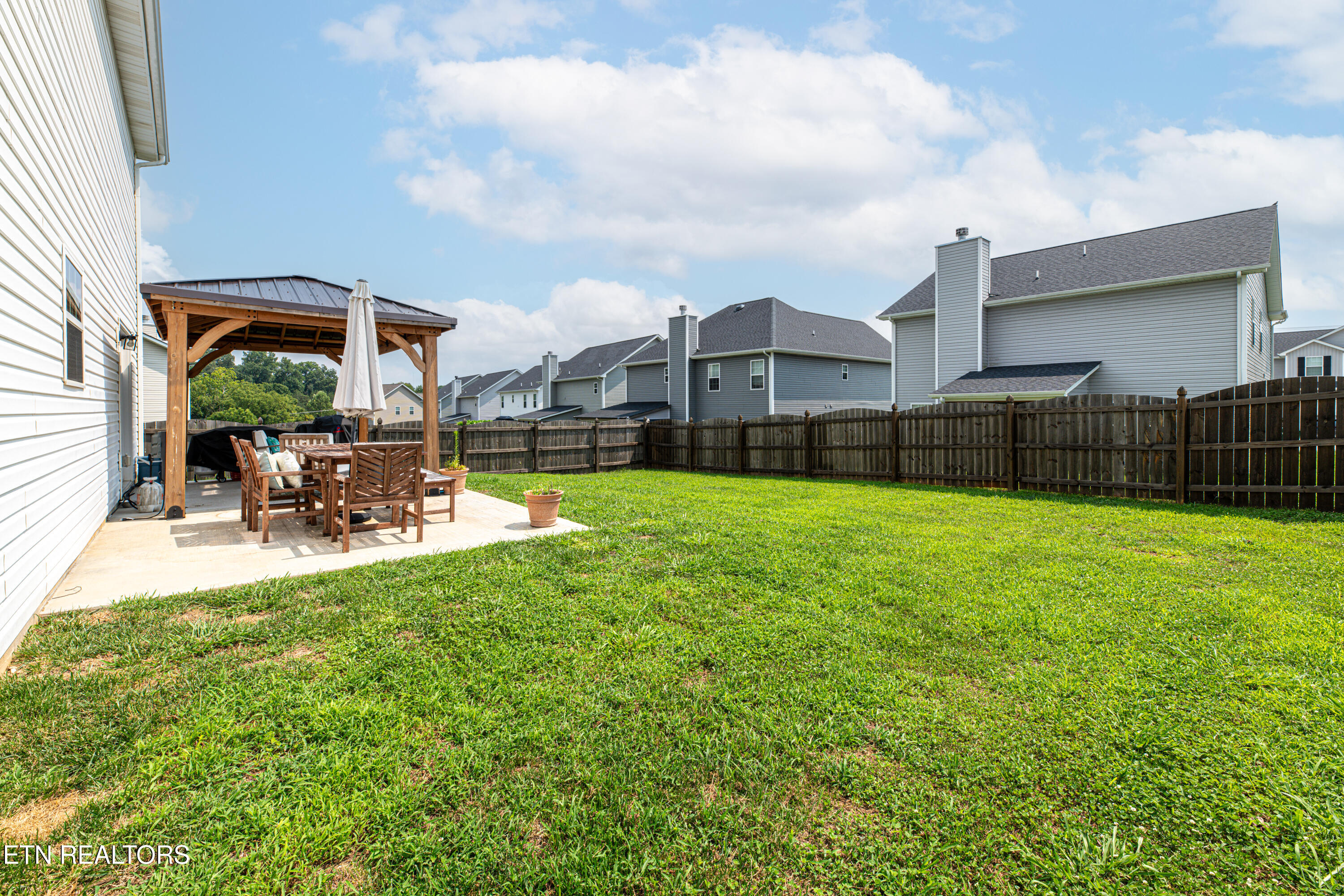 8125 Equinox Lane Powell TN 37849