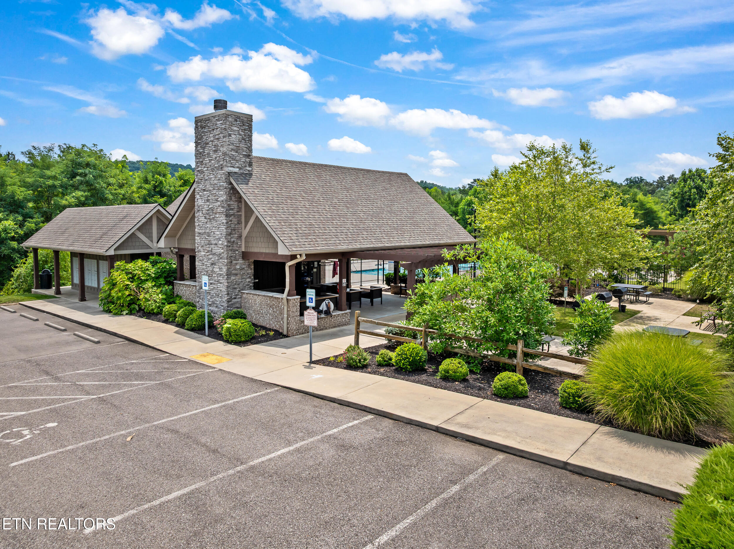 2529 Timber Highlands Lane Knoxville TN 37932