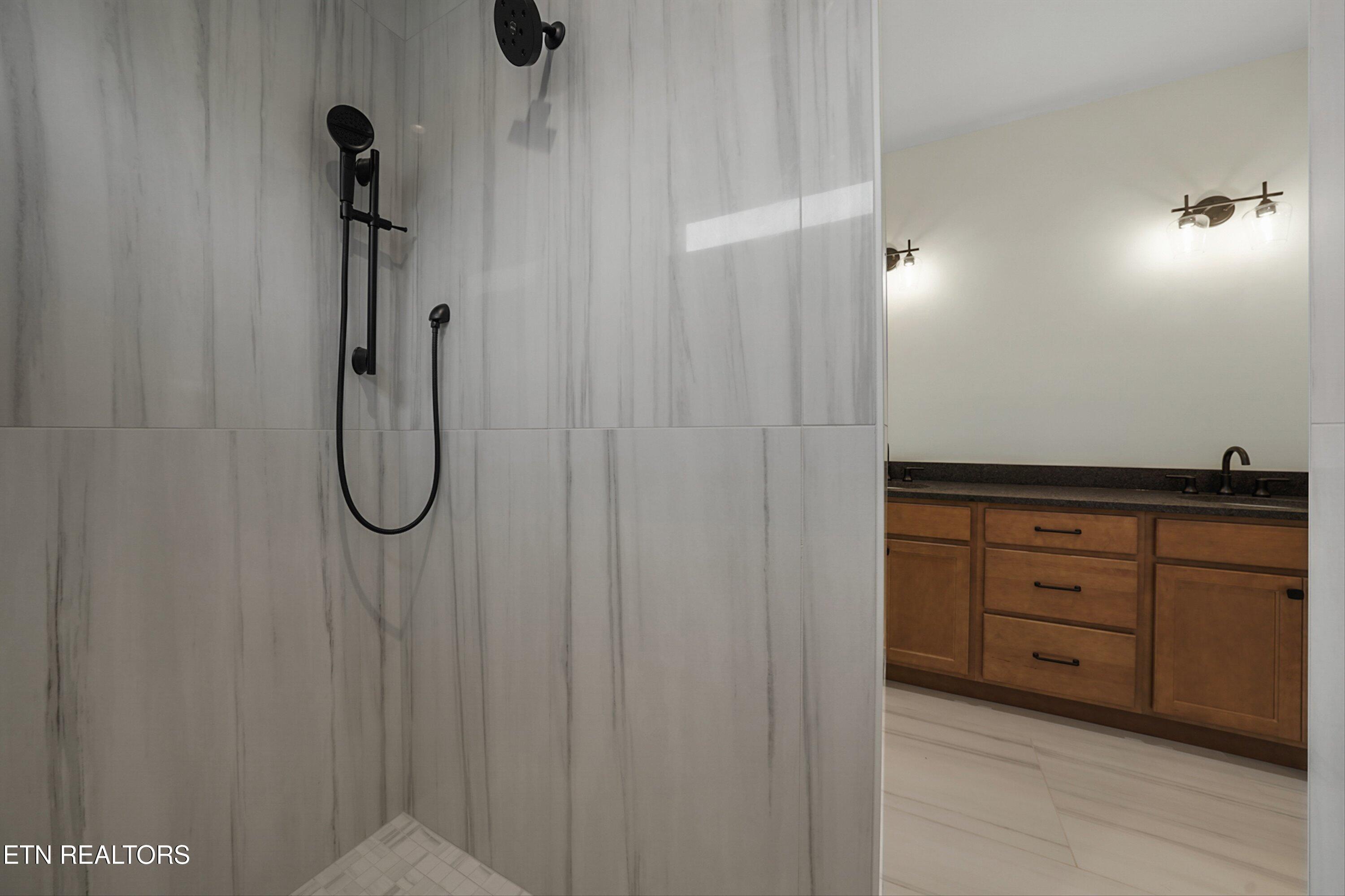 7612 Drake Lane Knoxville TN 37924