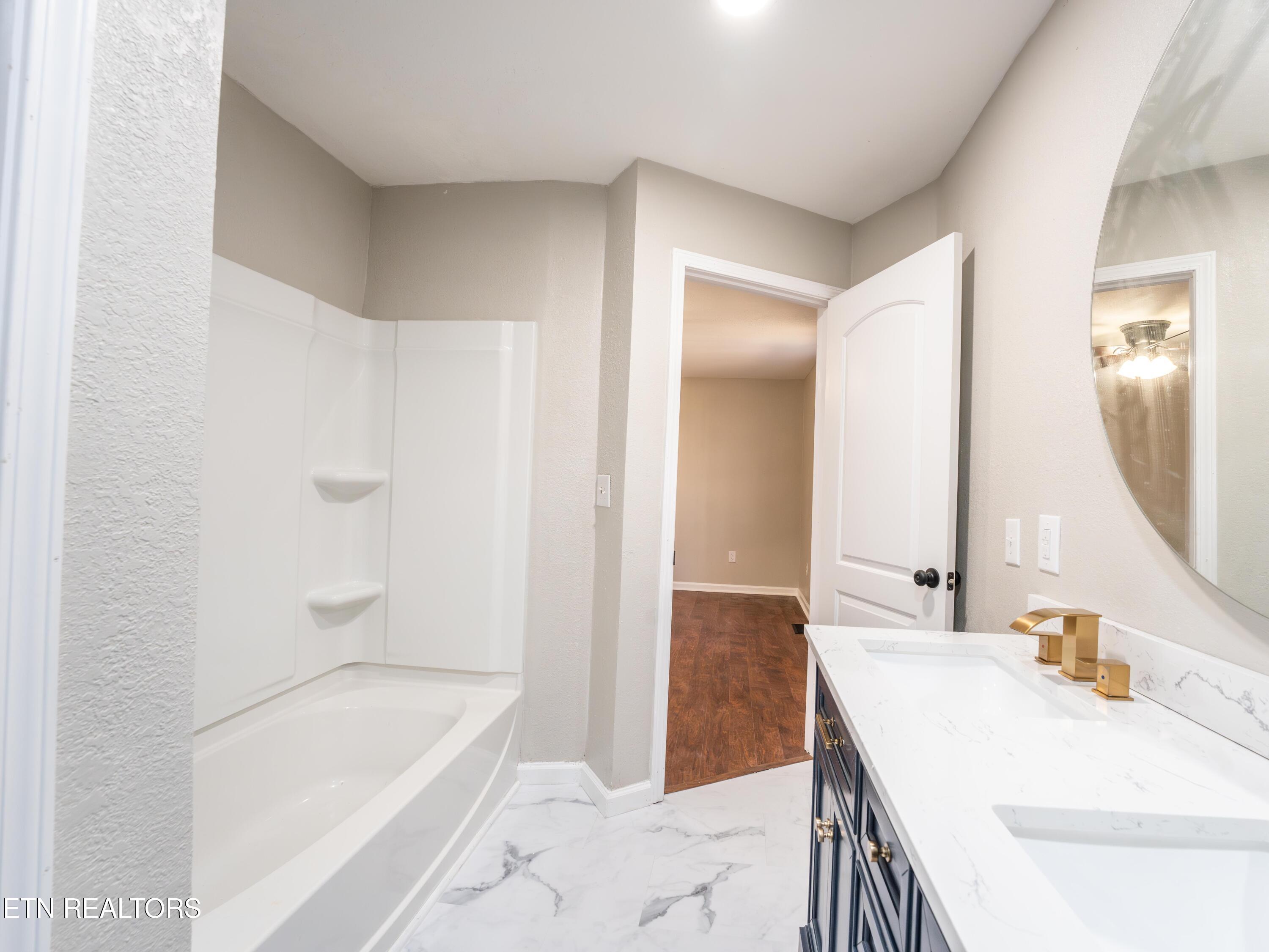 2882 Brewer Road Crossville TN 38572