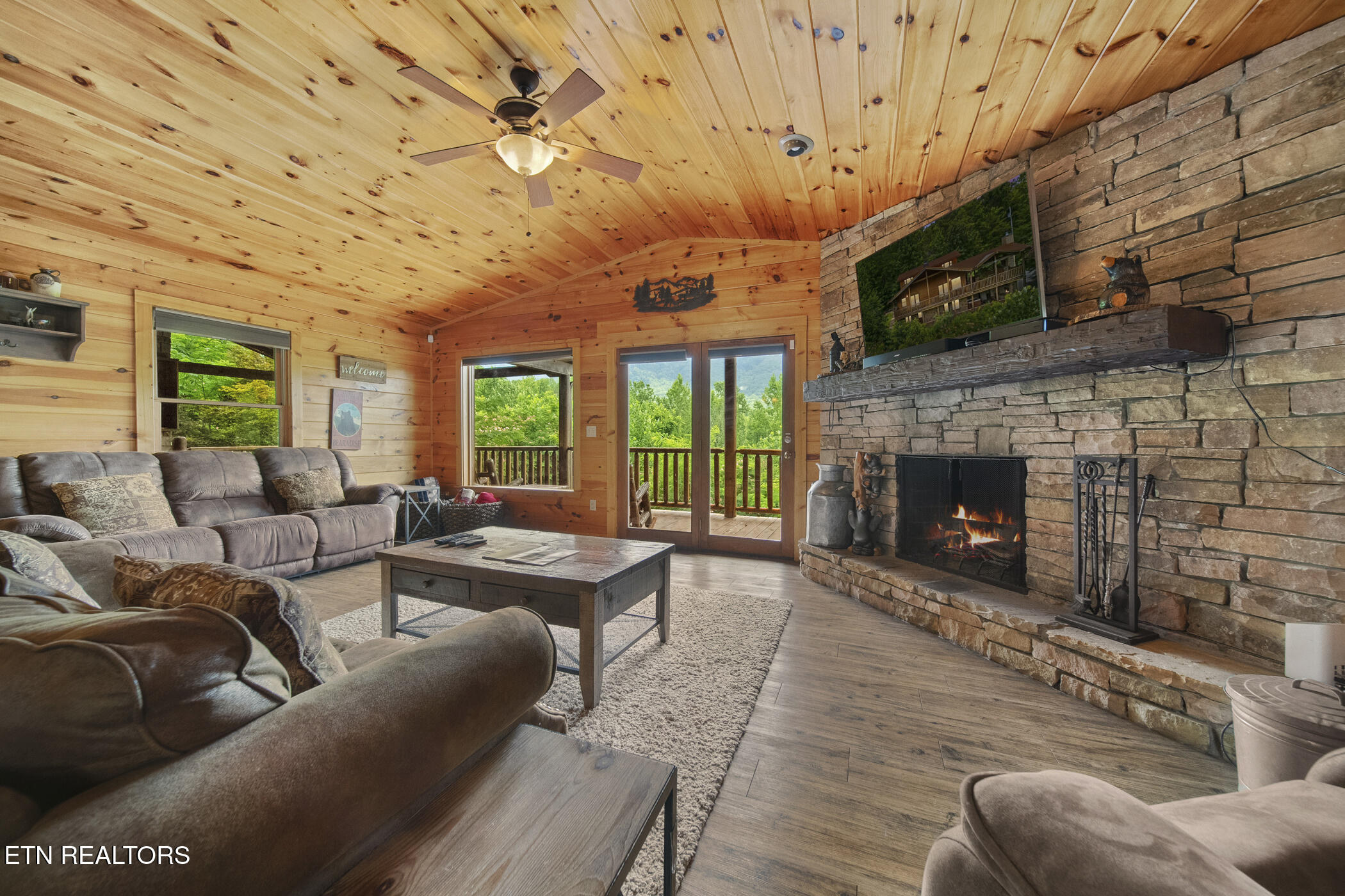 4750 Townsend Drive Gatlinburg TN 37738