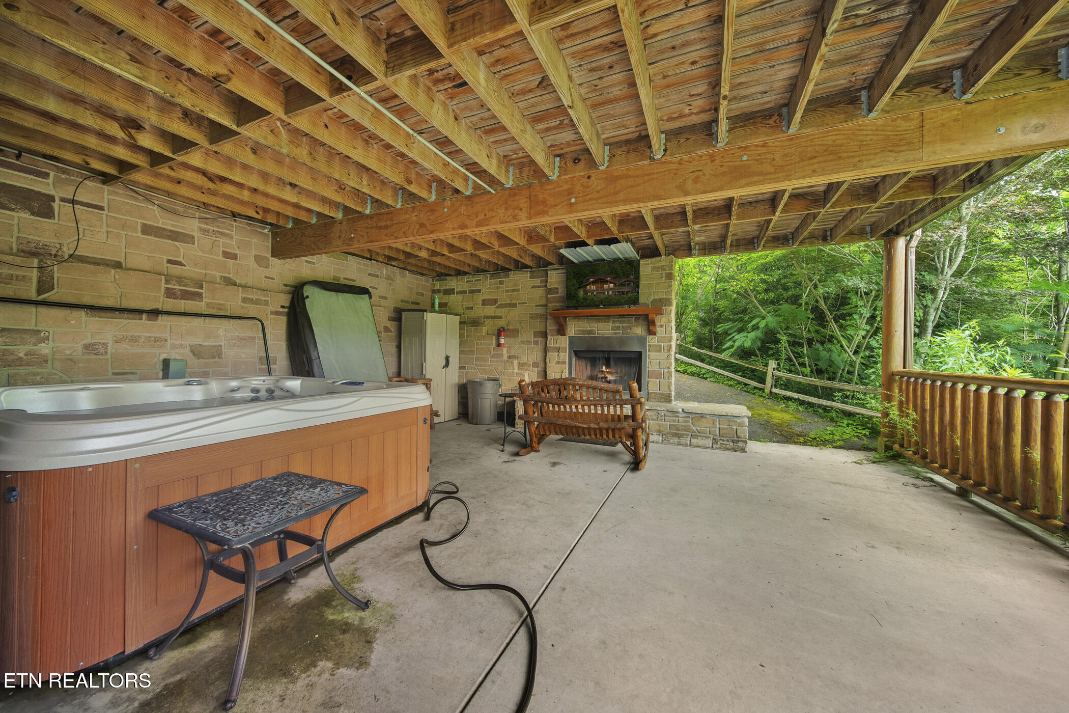4750 Townsend Drive Gatlinburg TN 37738