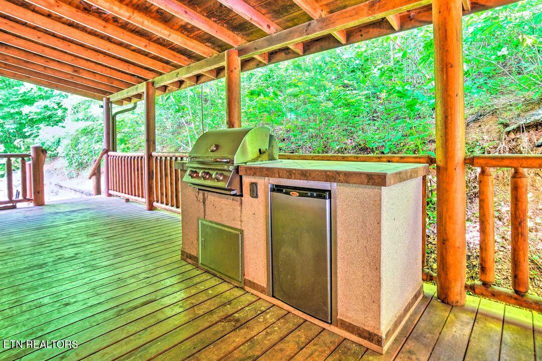 4750 Townsend Drive Gatlinburg TN 37738