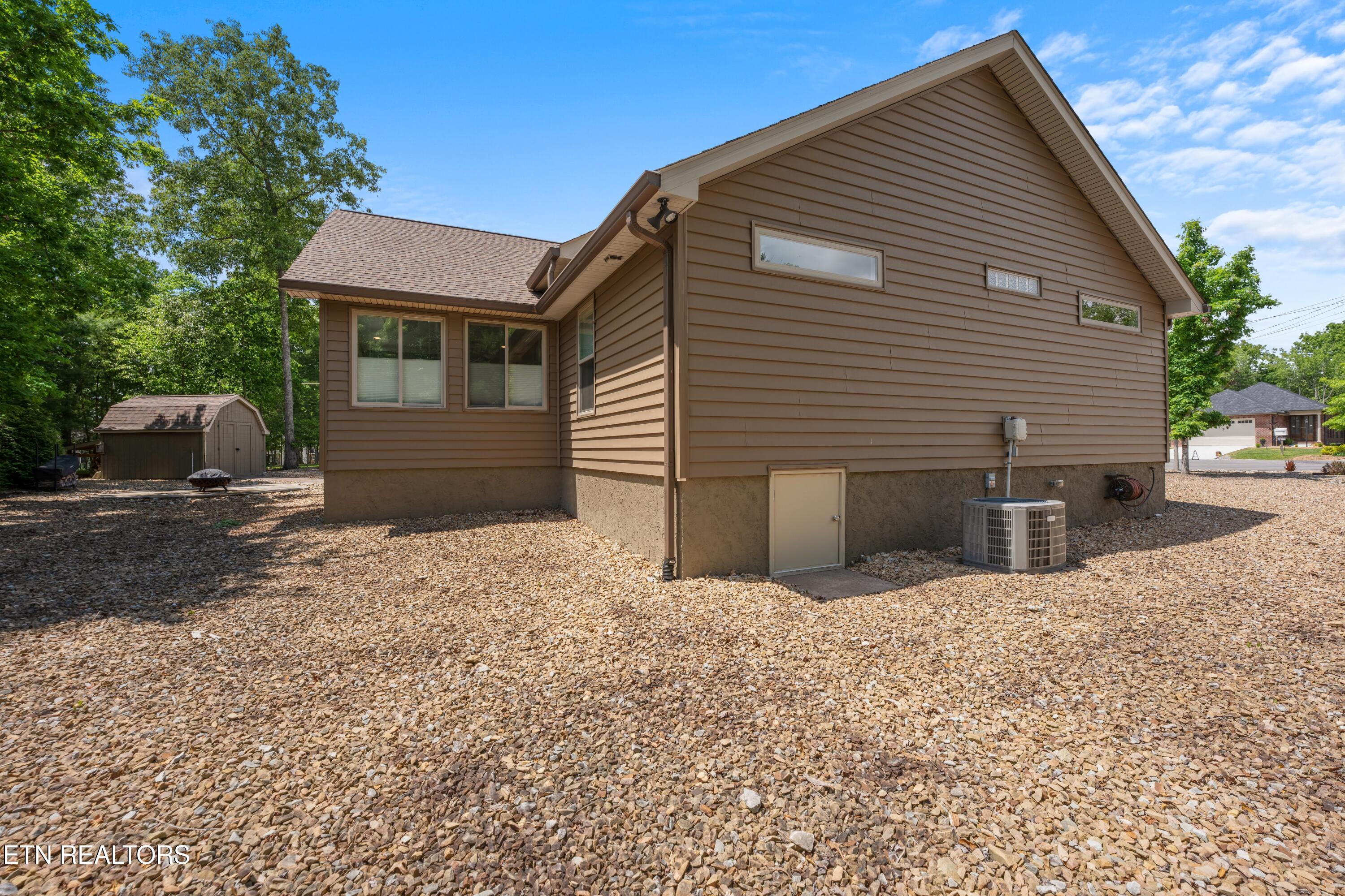 12 Edgemere Court Crossville TN 38558