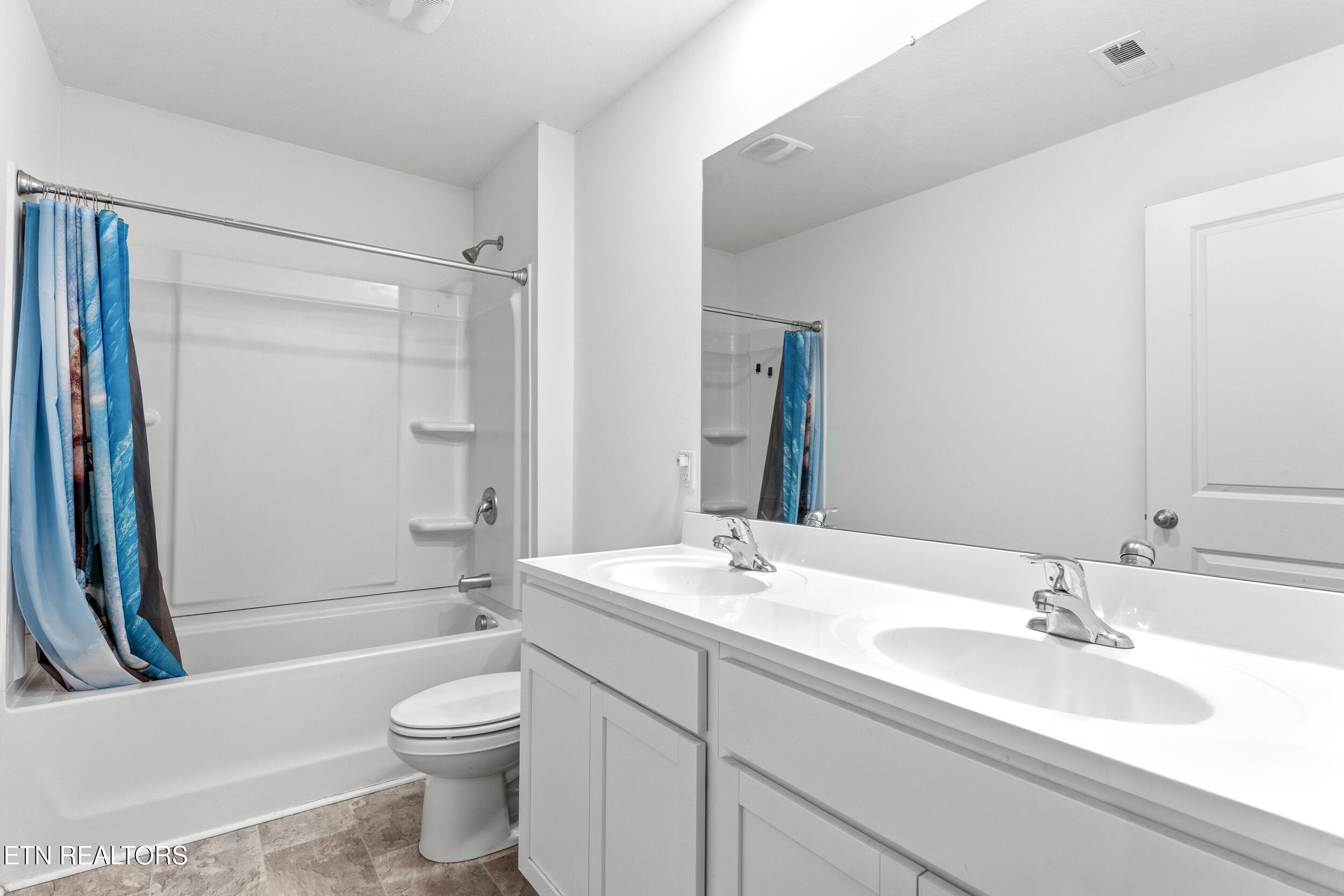 165 Ashe Avenue Lenoir City TN 37771