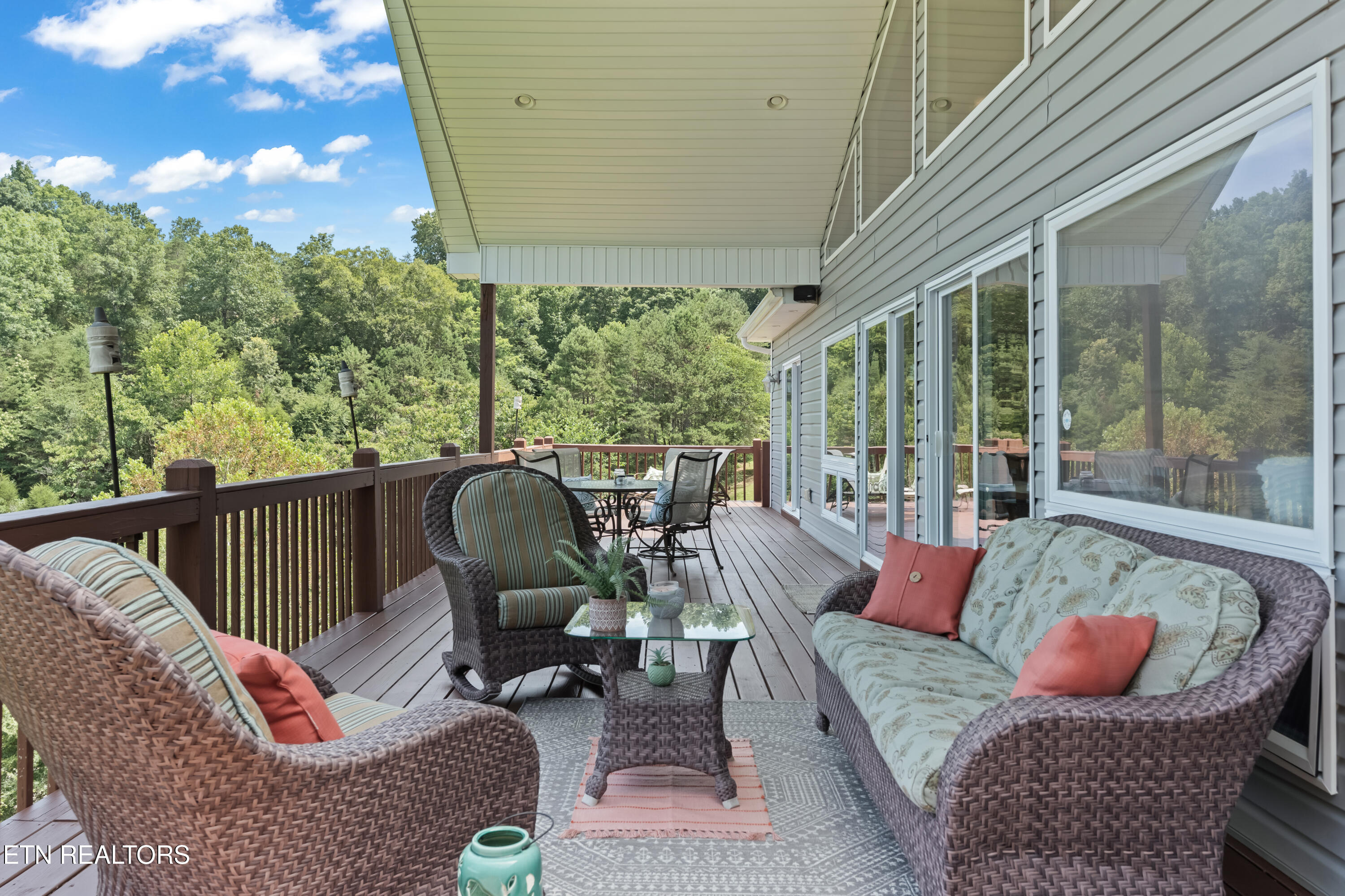 1470 Deerfield Way Lafollette TN 37766