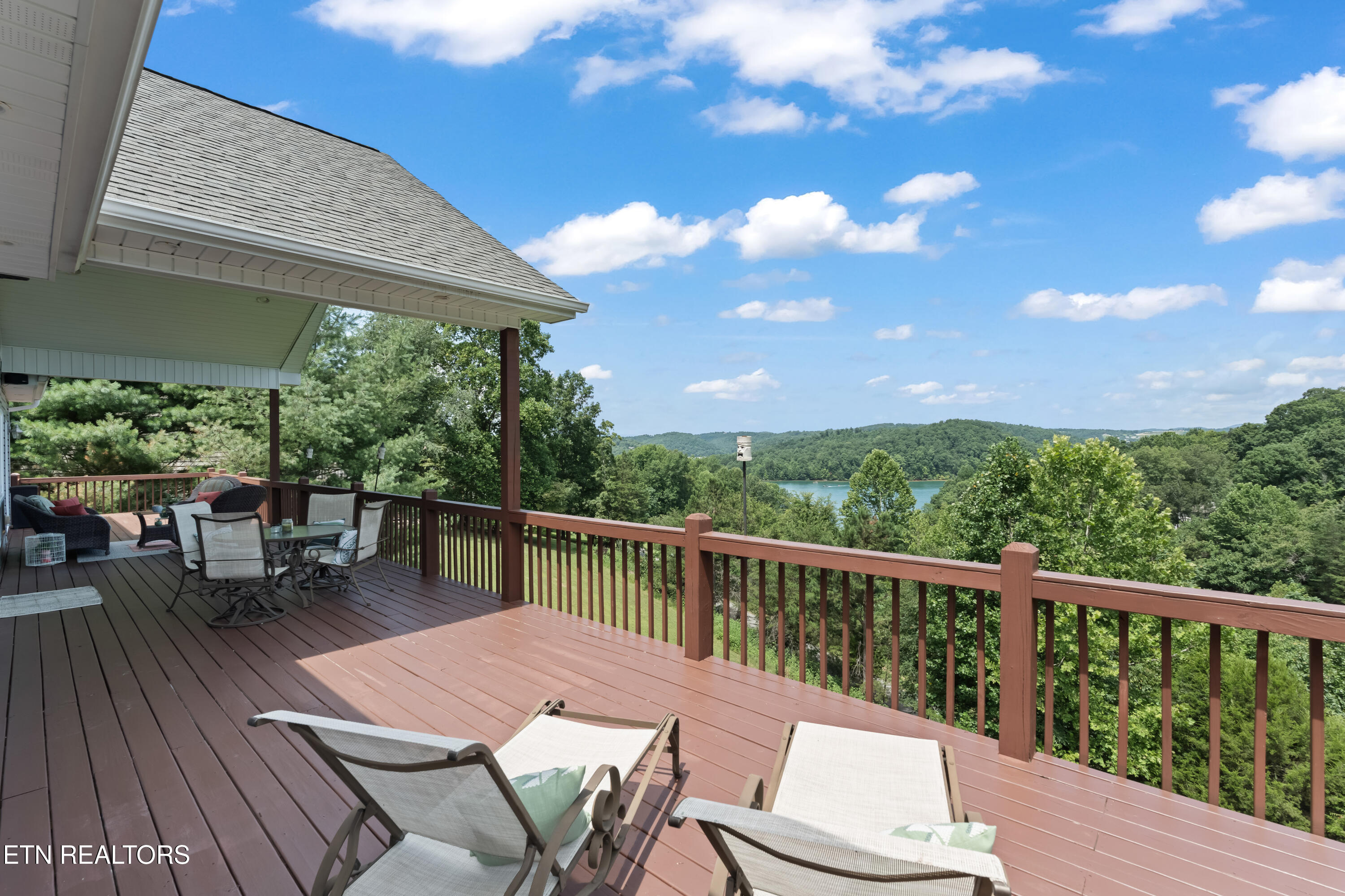 1470 Deerfield Way Lafollette TN 37766
