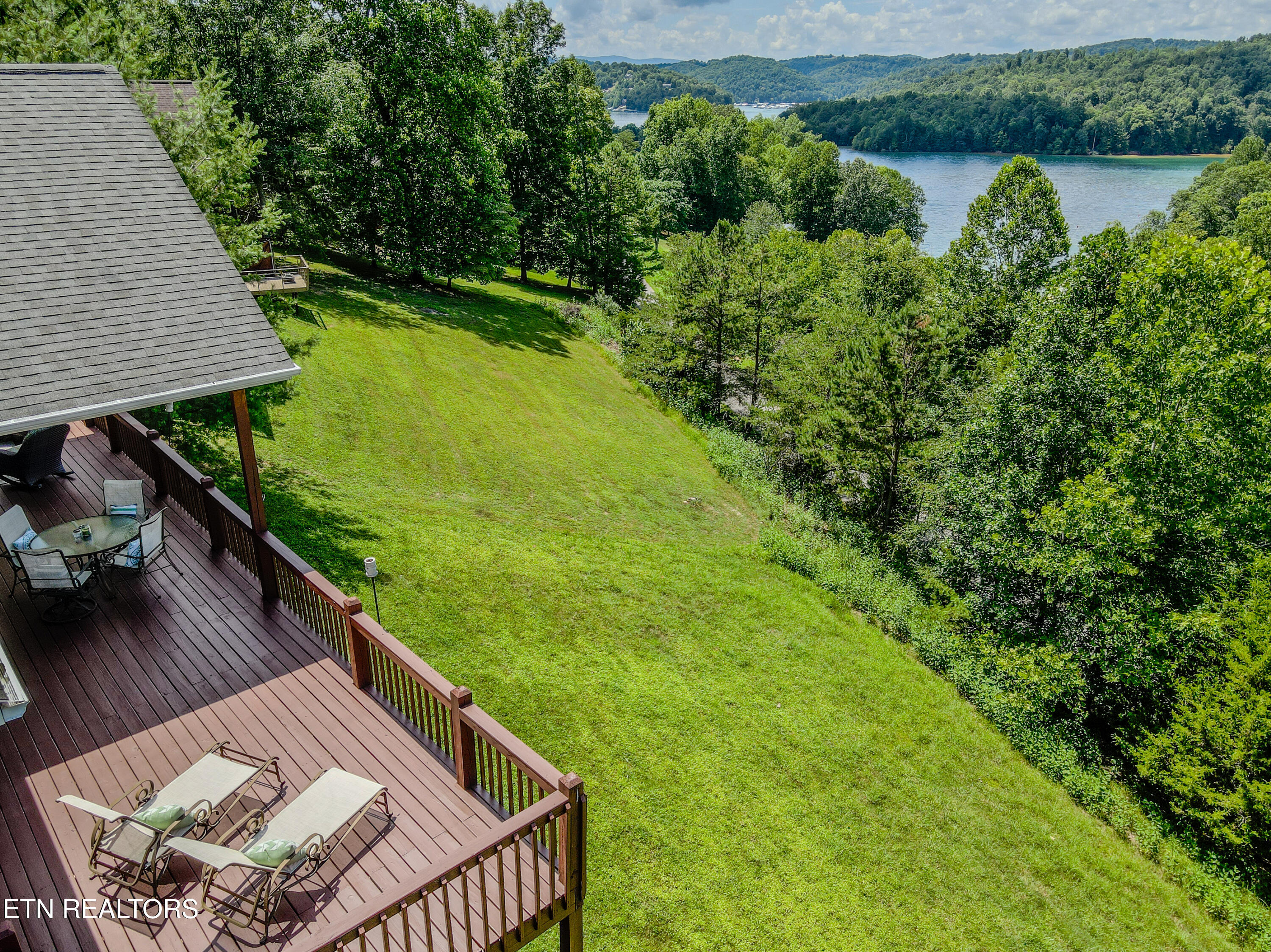 1470 Deerfield Way Lafollette TN 37766