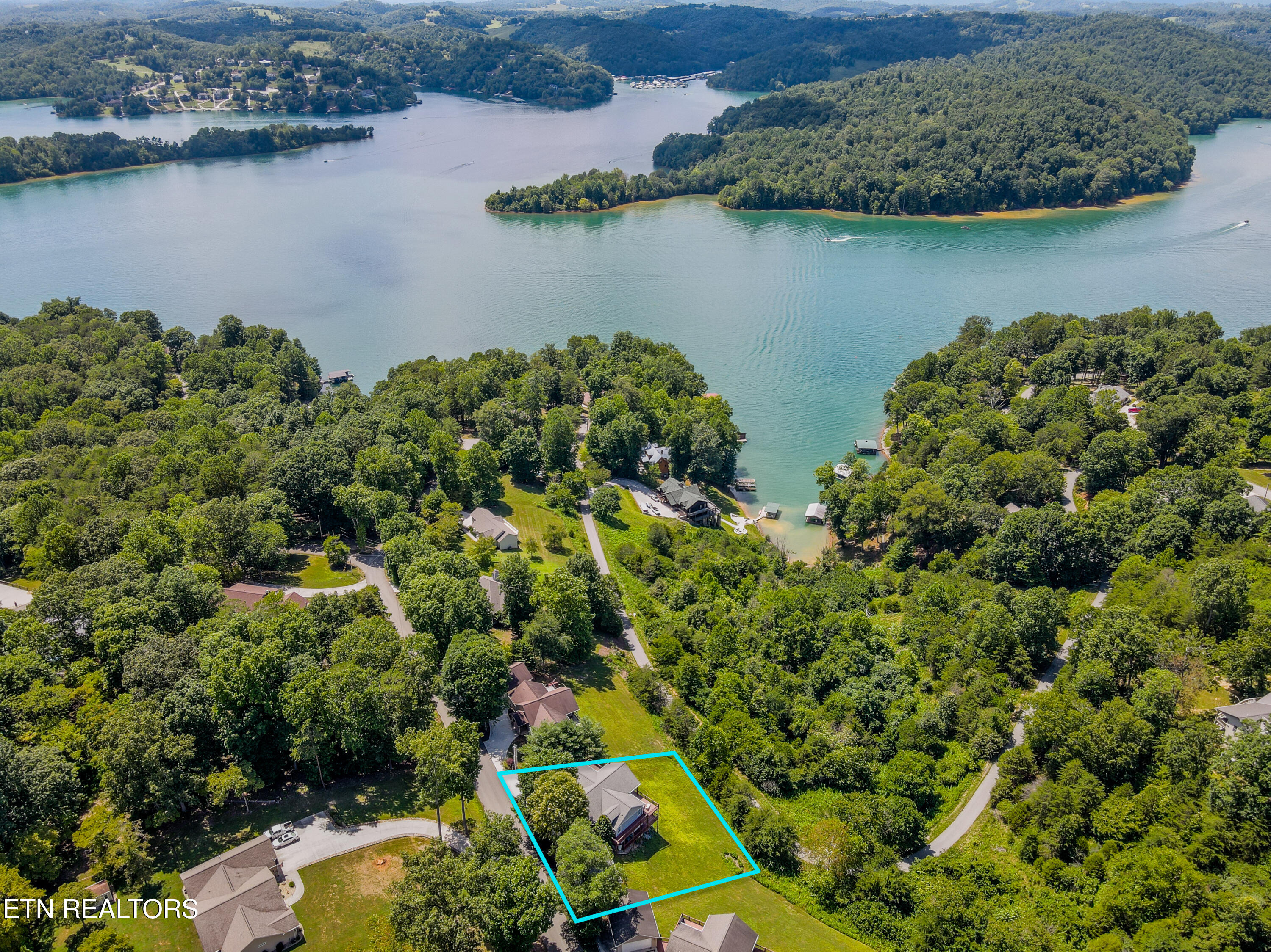 1470 Deerfield Way Lafollette TN 37766