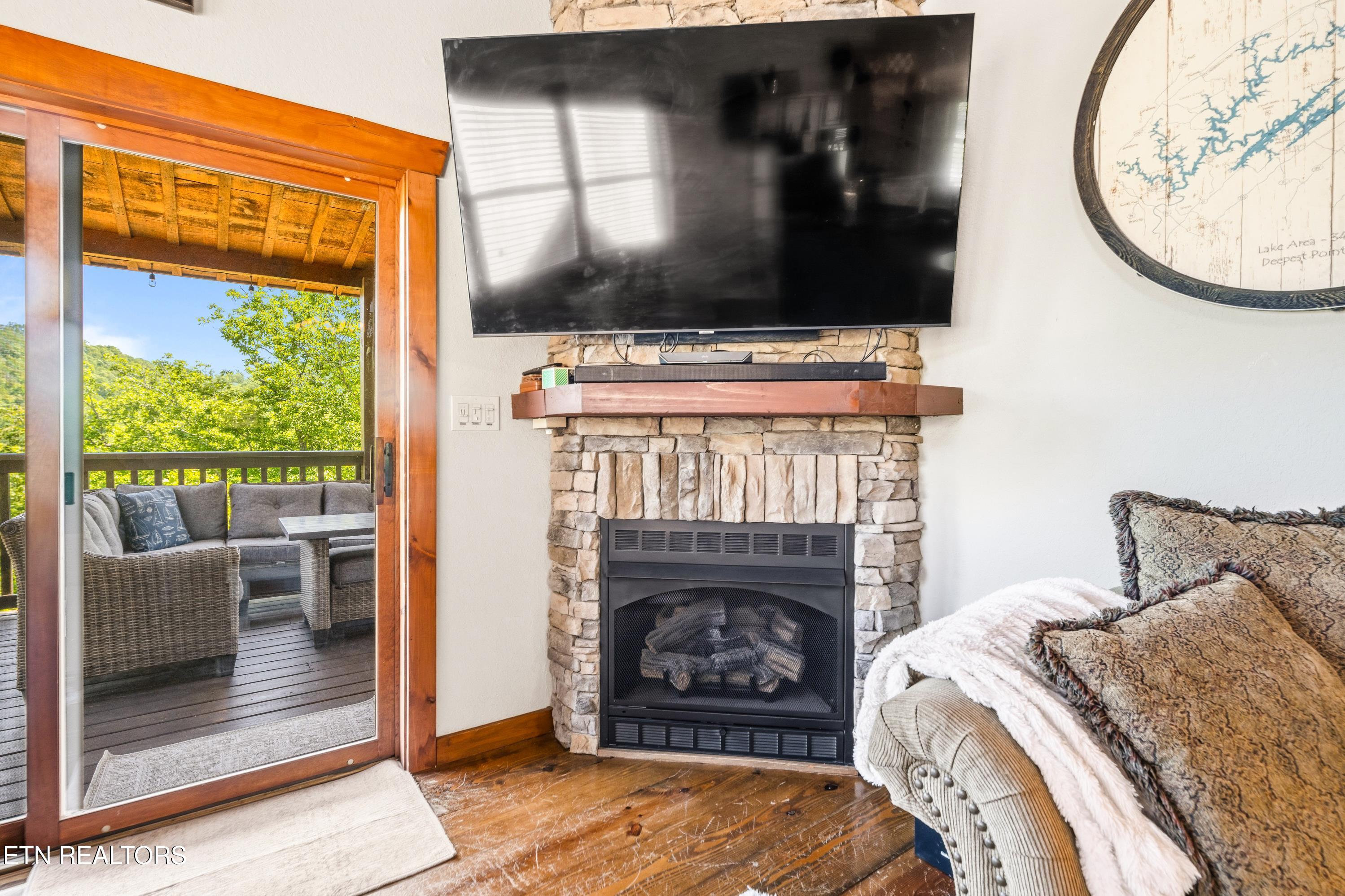 230 Foxwood Drive Caryville TN 37714