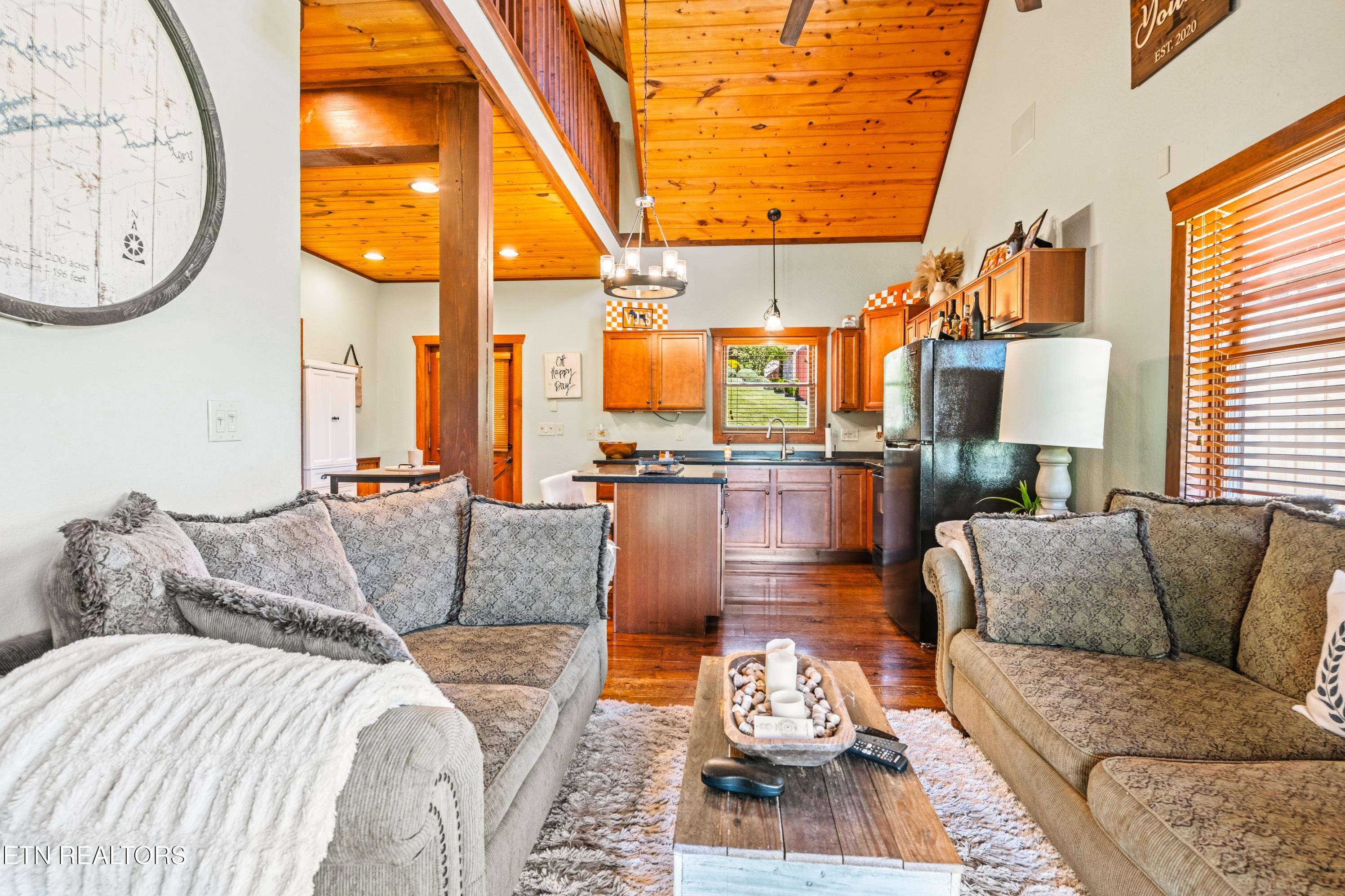 230 Foxwood Drive Caryville TN 37714