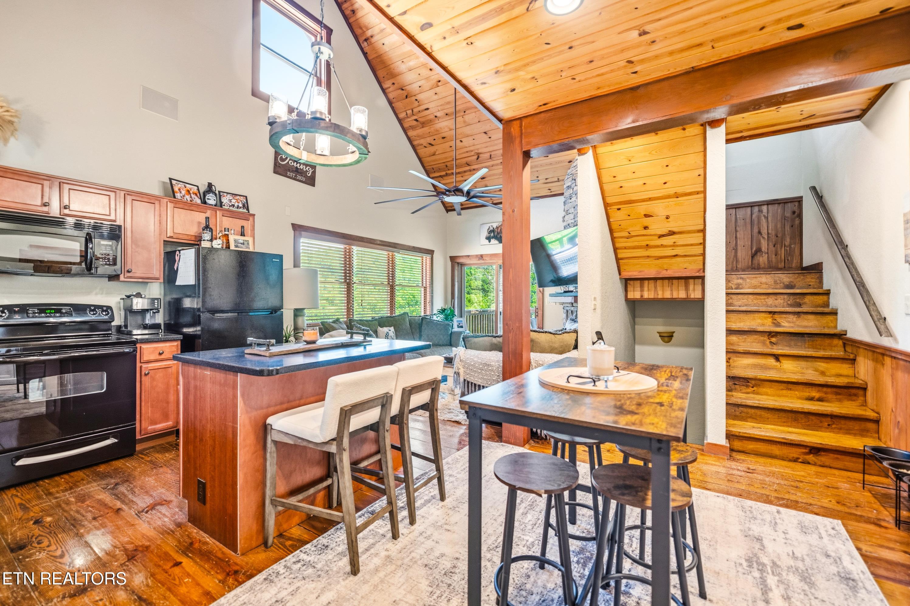 230 Foxwood Drive Caryville TN 37714