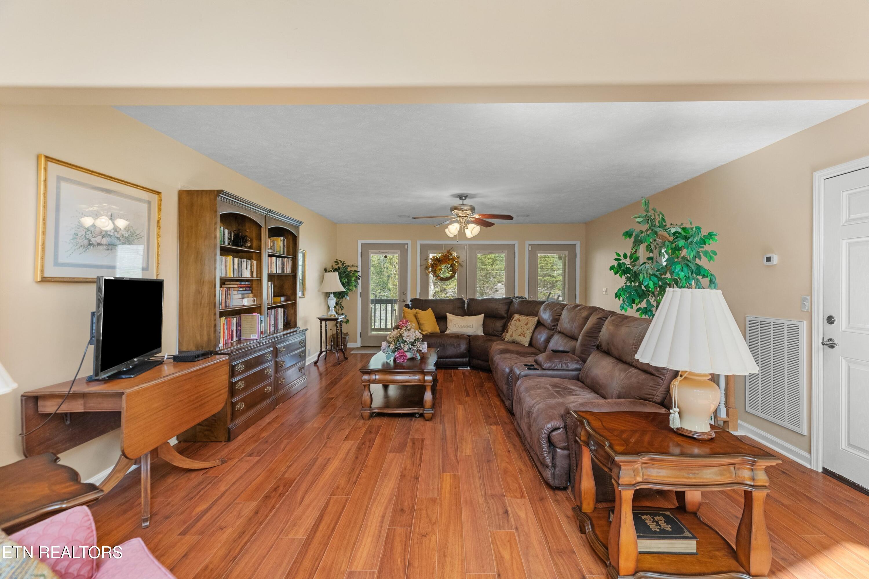 1645 E Main Street Rogersville TN 37857