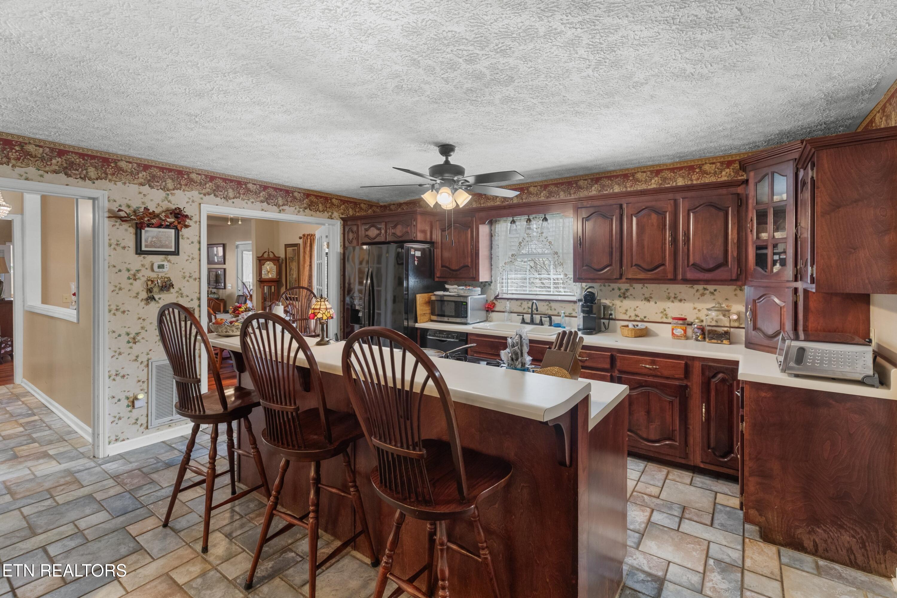 1645 E Main Street Rogersville TN 37857