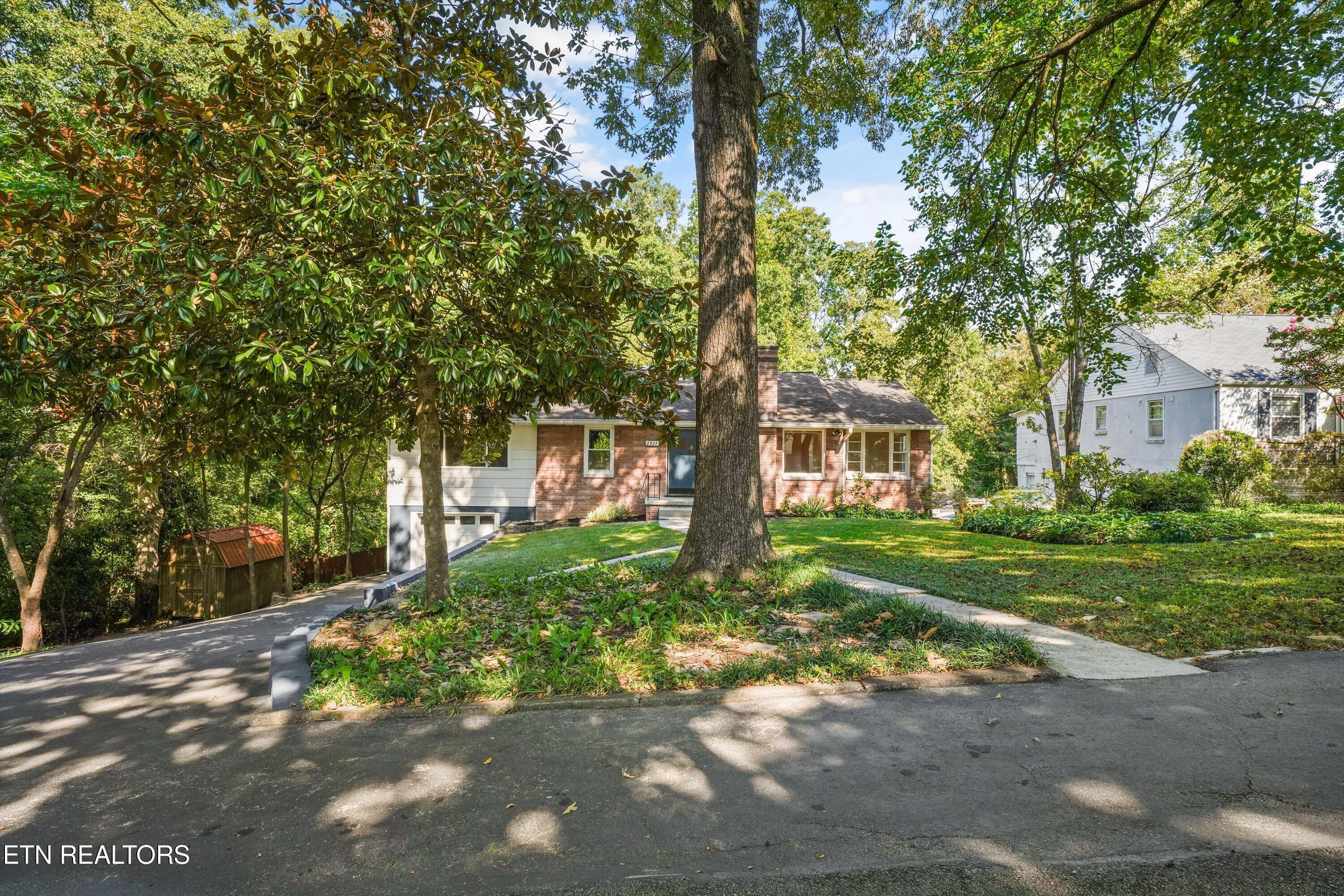 2837 Gaston Avenue Knoxville TN 37917