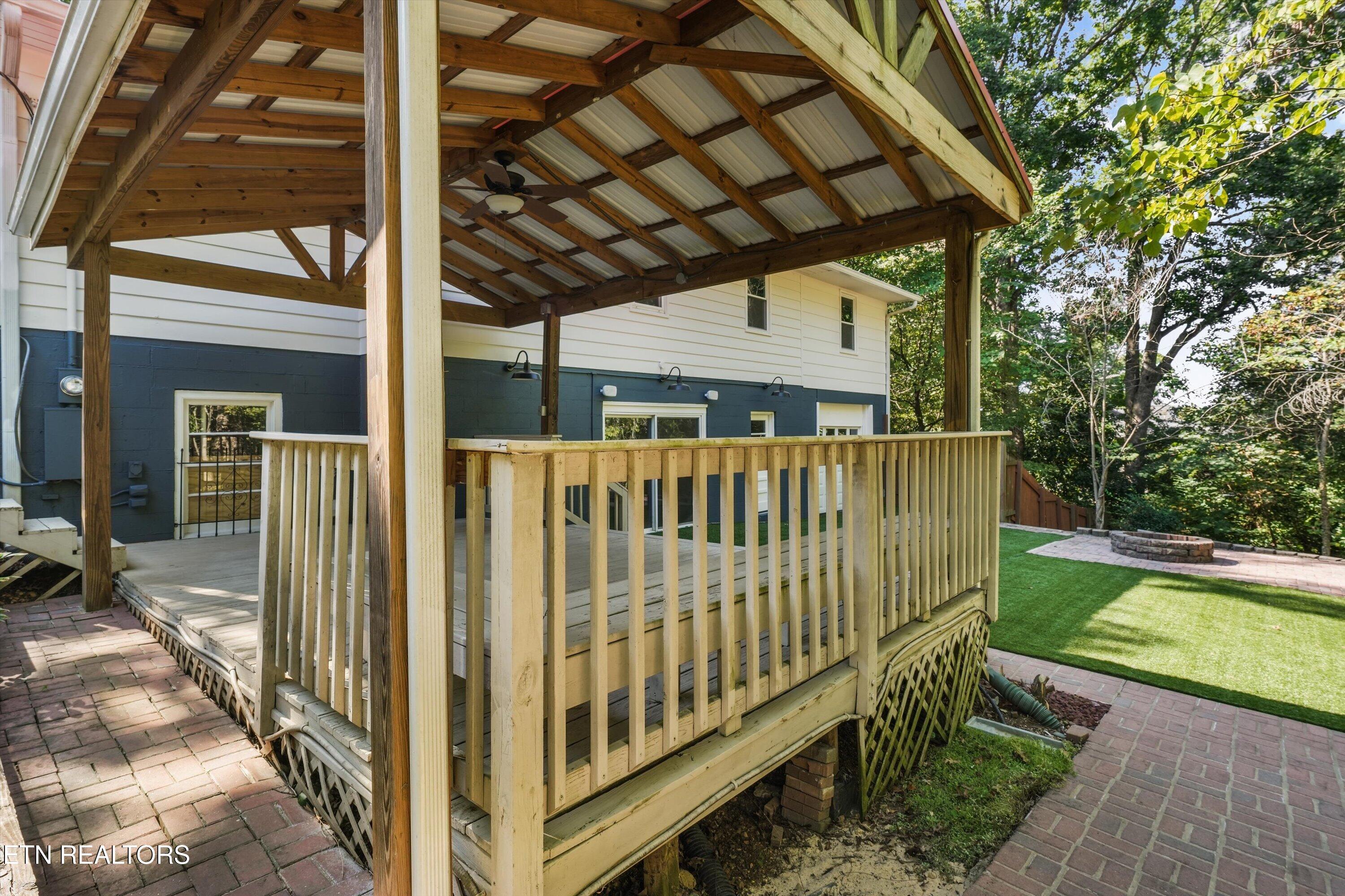 2837 Gaston Avenue Knoxville TN 37917