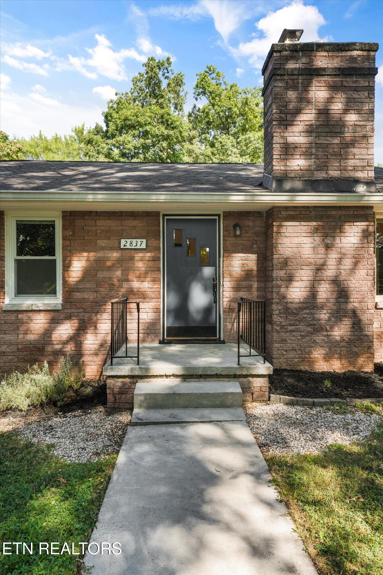 2837 Gaston Avenue Knoxville TN 37917