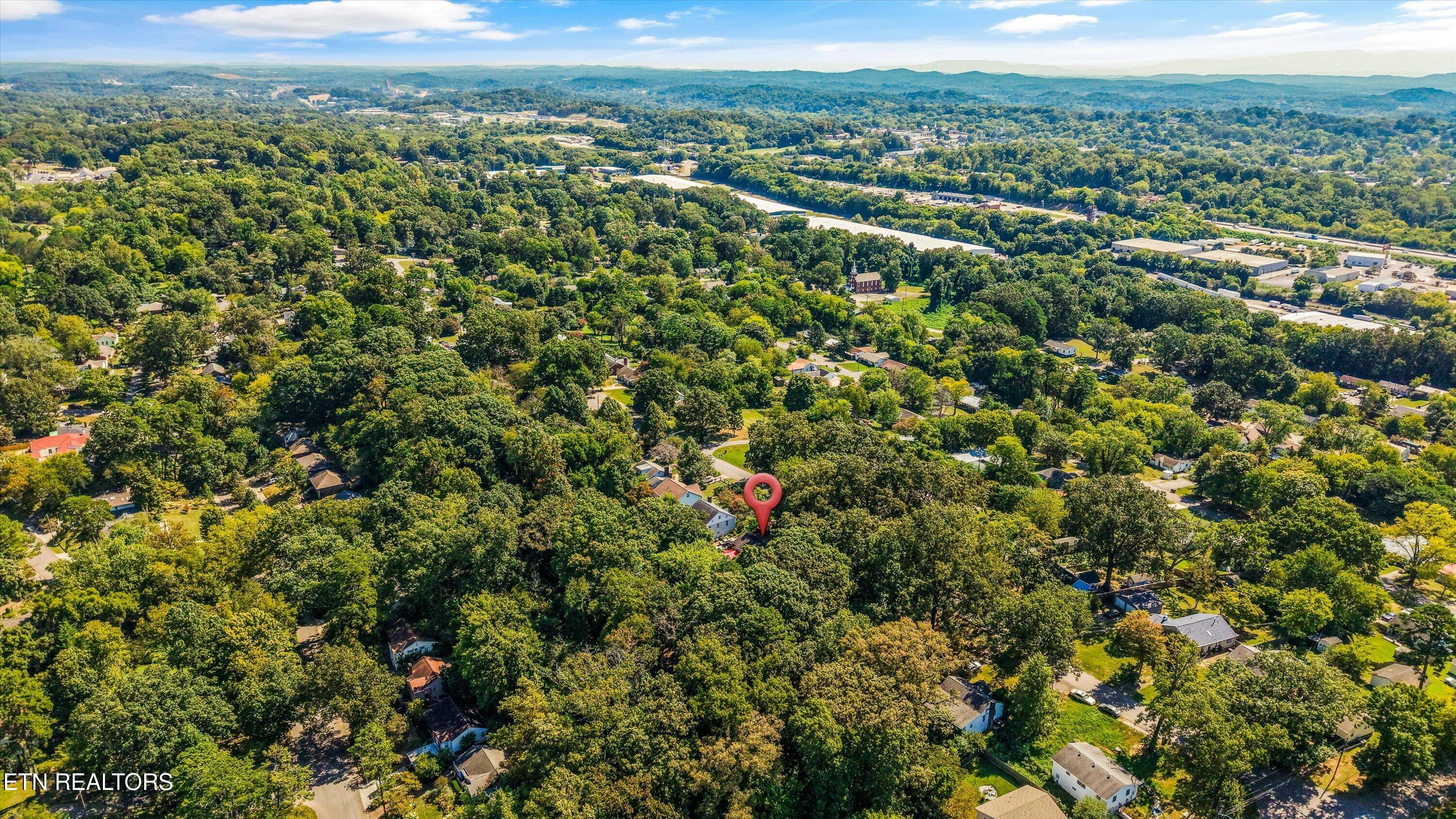 2837 Gaston Avenue Knoxville TN 37917