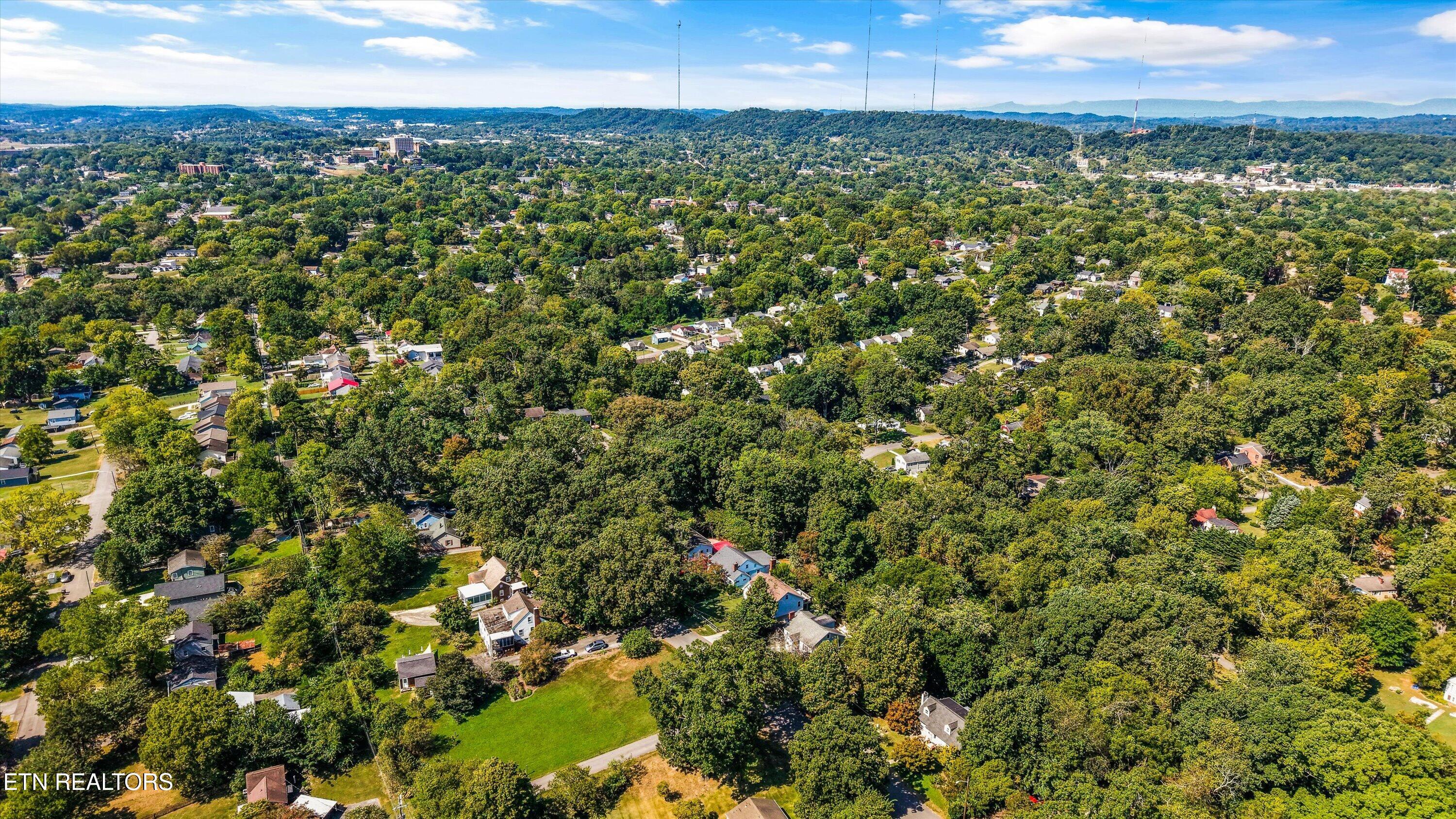 2837 Gaston Avenue Knoxville TN 37917
