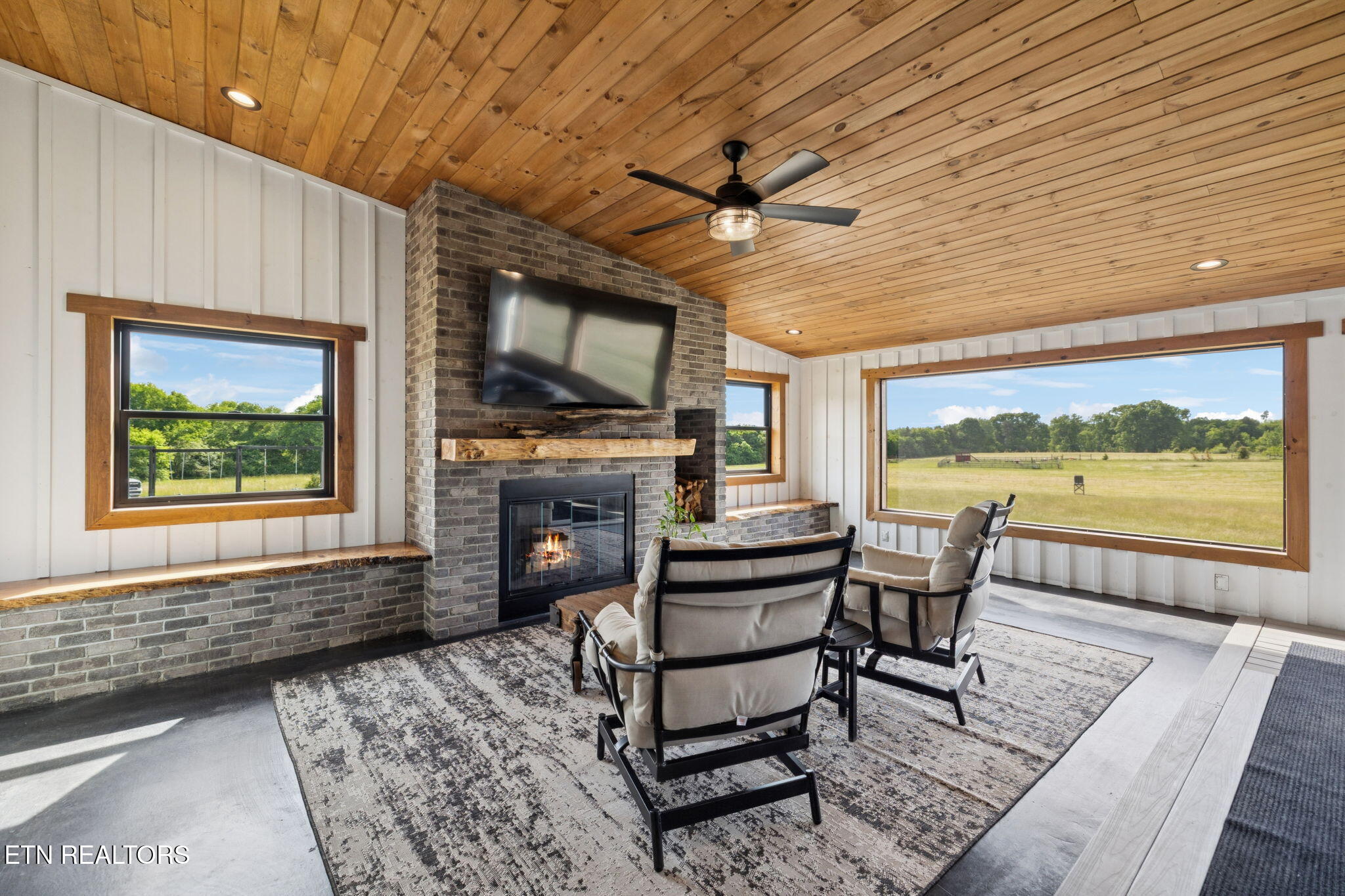 189 Michael Lane Madisonville TN 37354