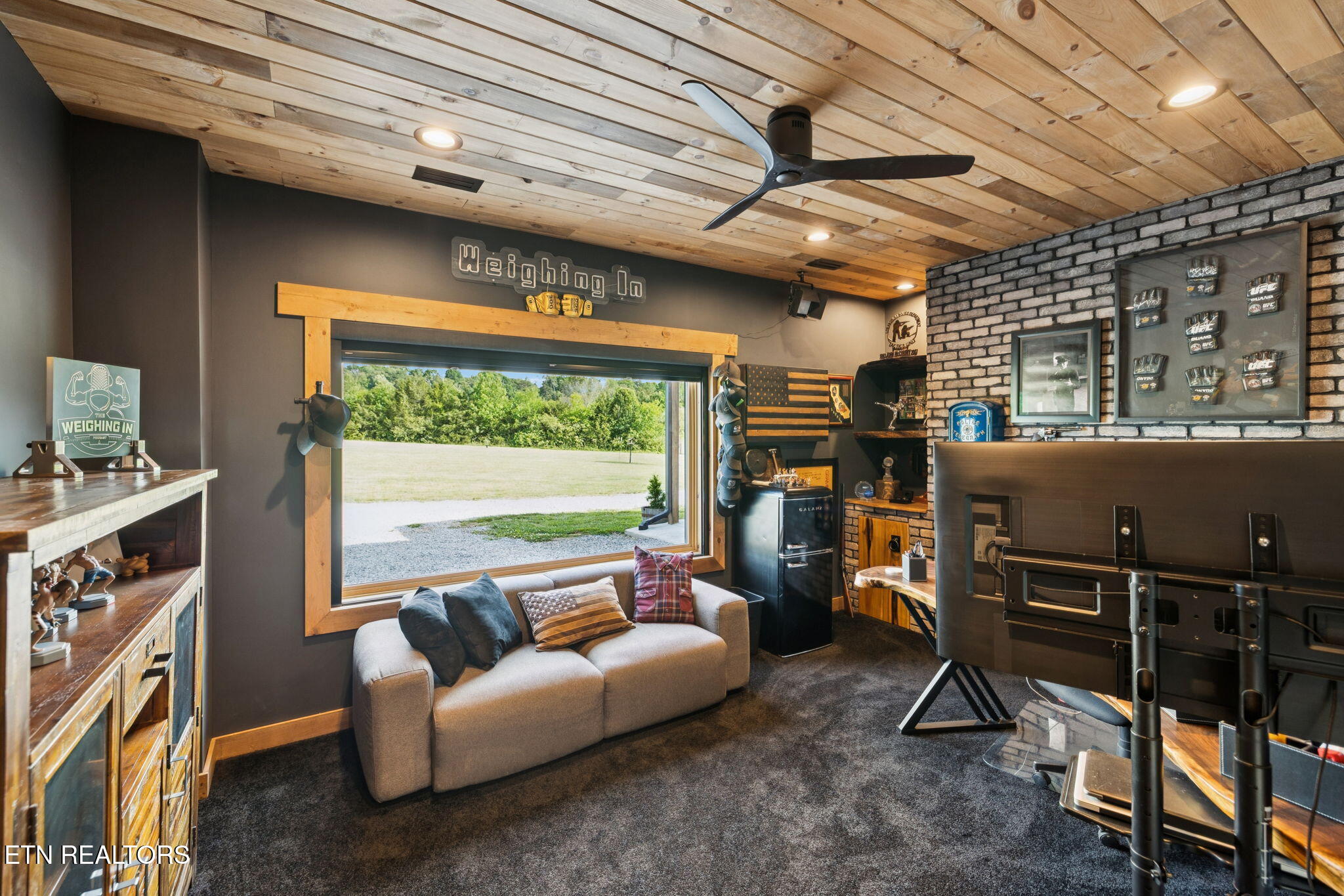 189 Michael Lane Madisonville TN 37354