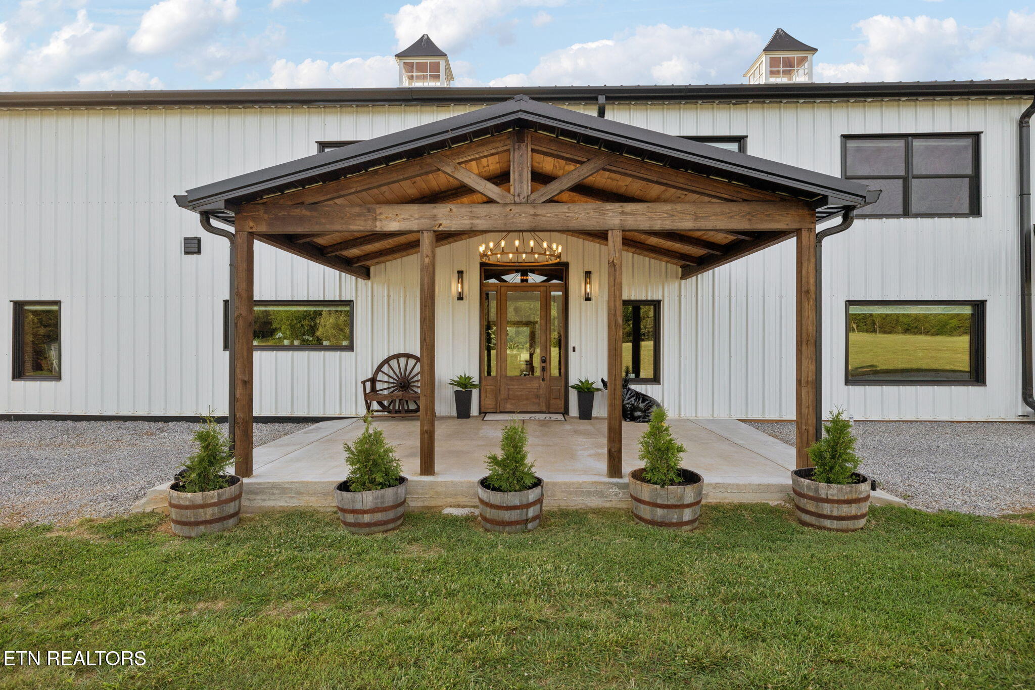 189 Michael Lane Madisonville TN 37354