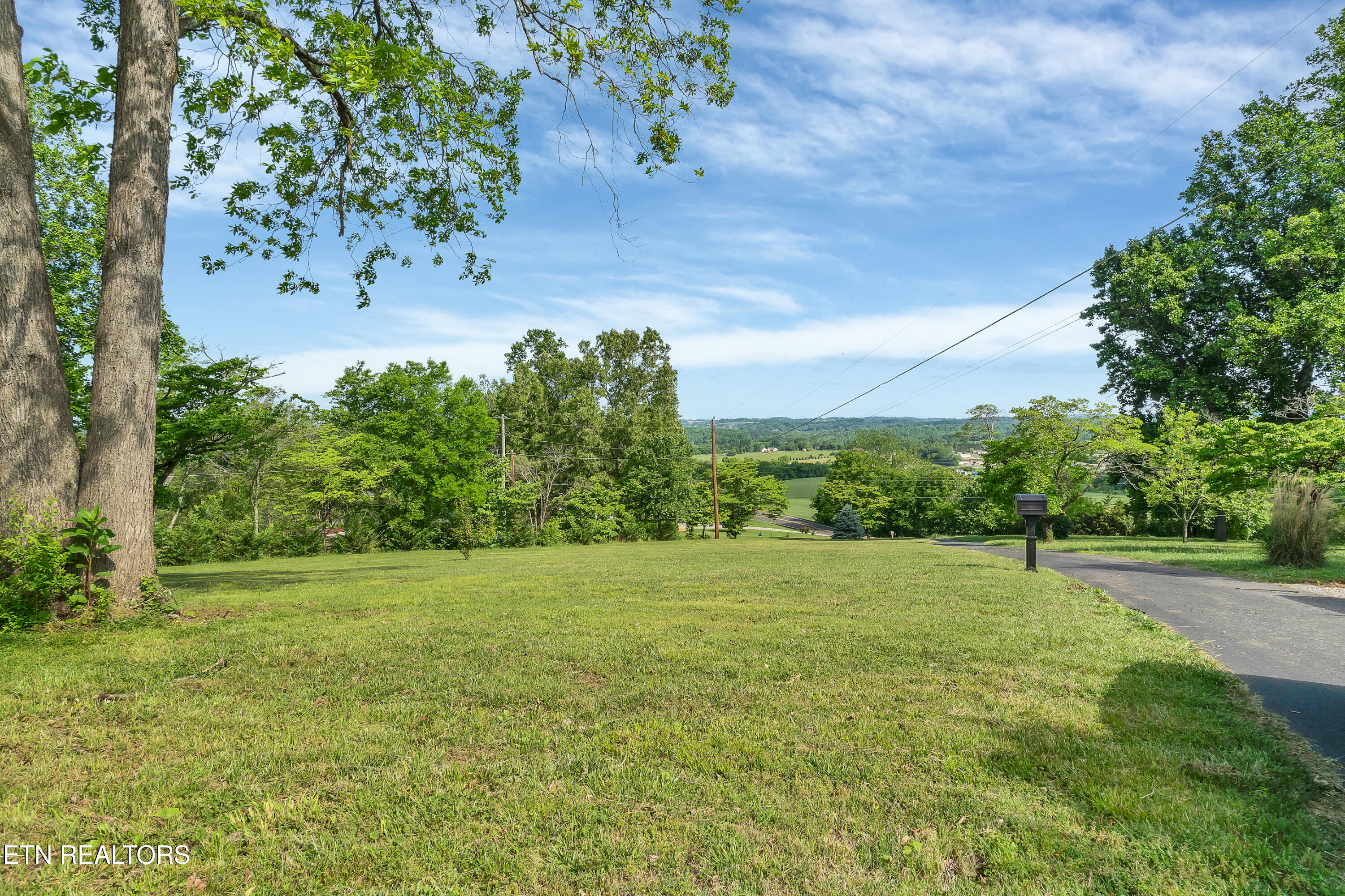 5150 Old Niles Ferry Road Maryville TN 37801
