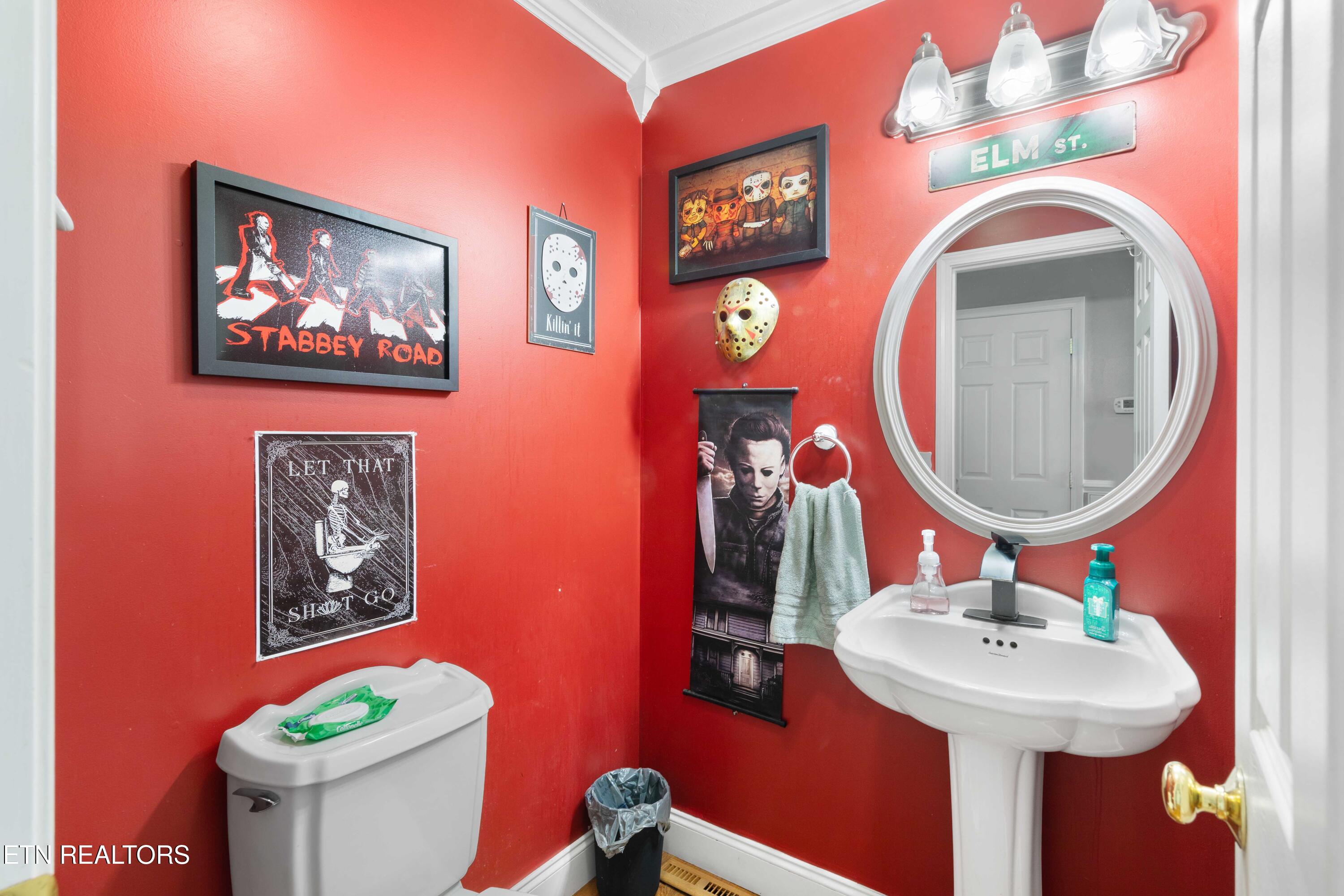 452 Clover Circle Jacksboro TN 37757