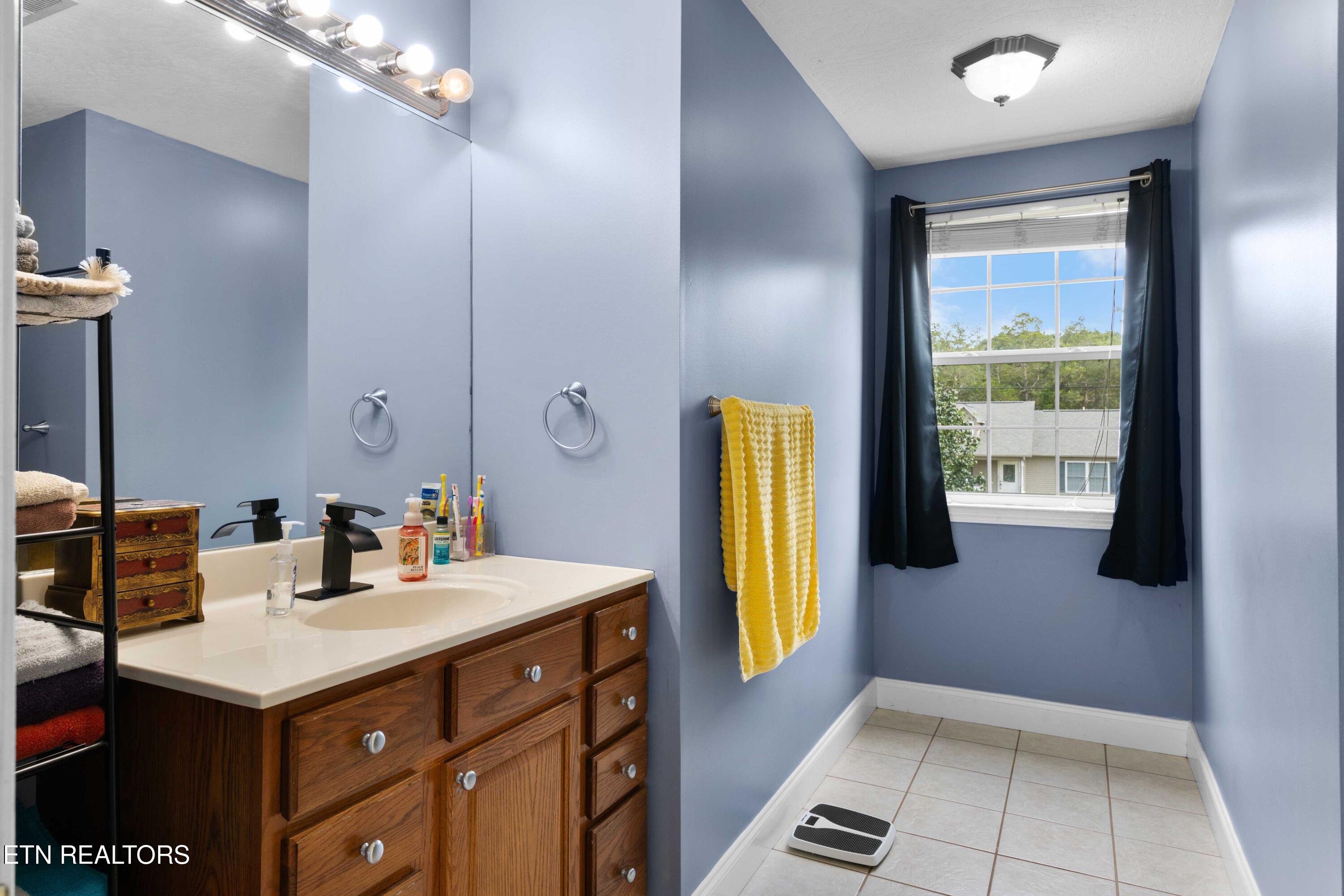 452 Clover Circle Jacksboro TN 37757