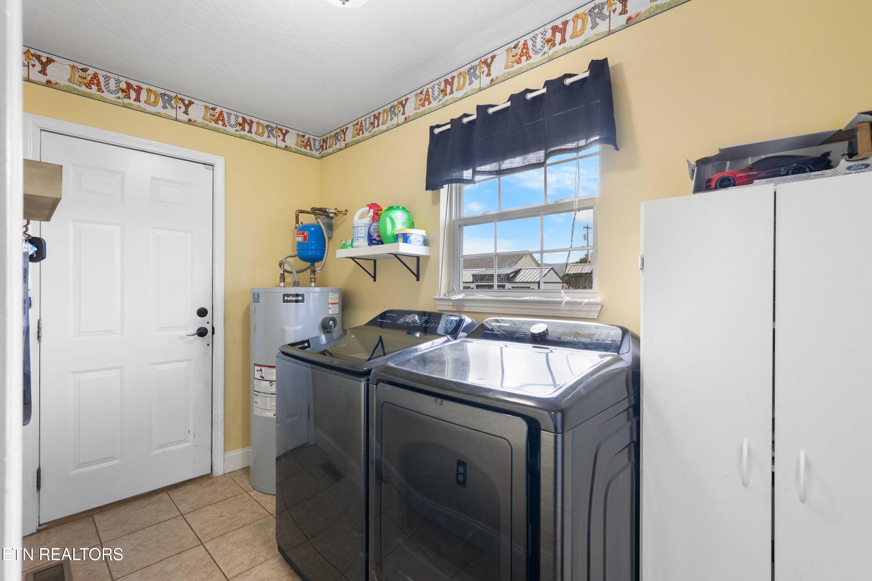 452 Clover Circle Jacksboro TN 37757