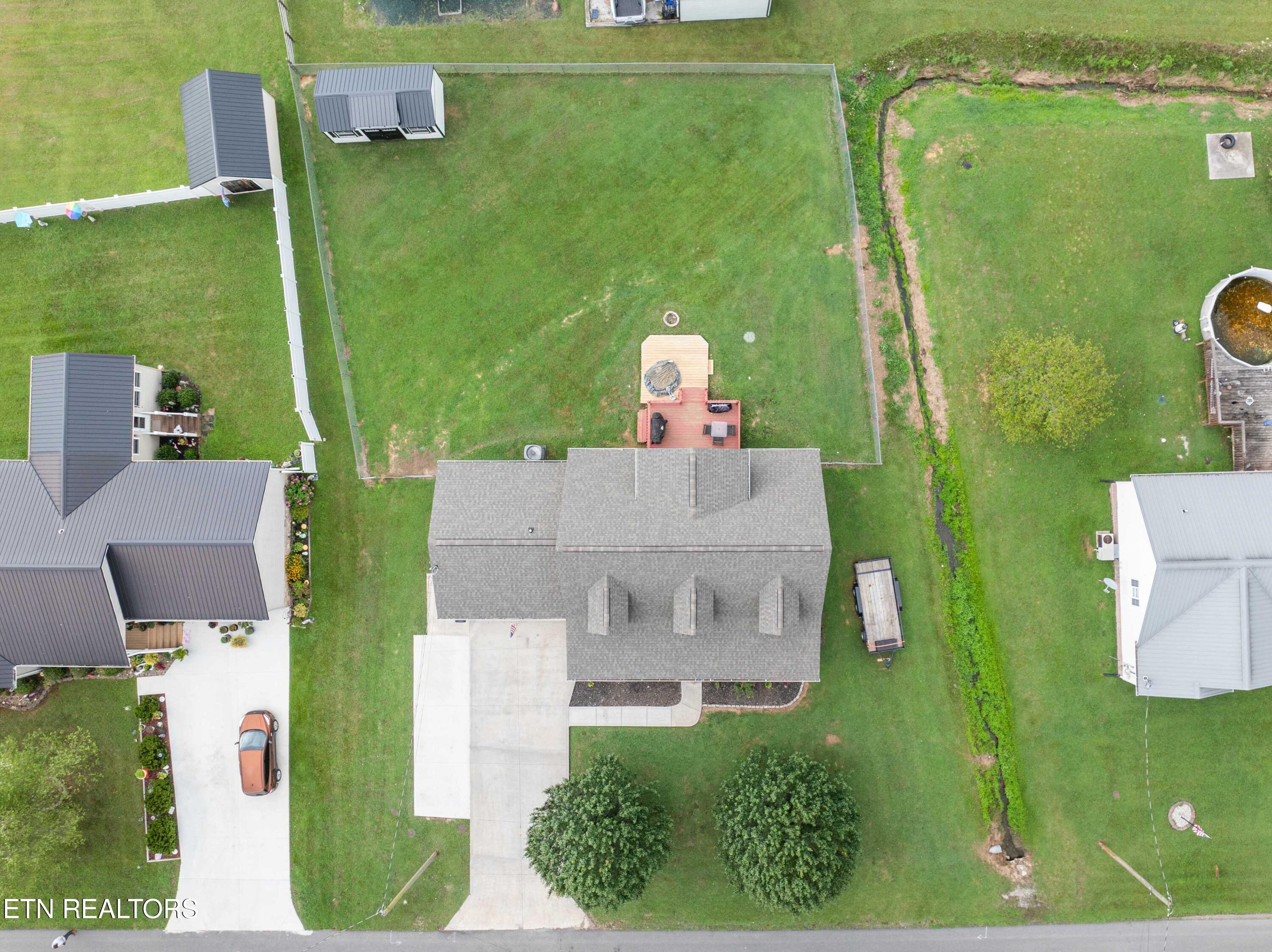 452 Clover Circle Jacksboro TN 37757