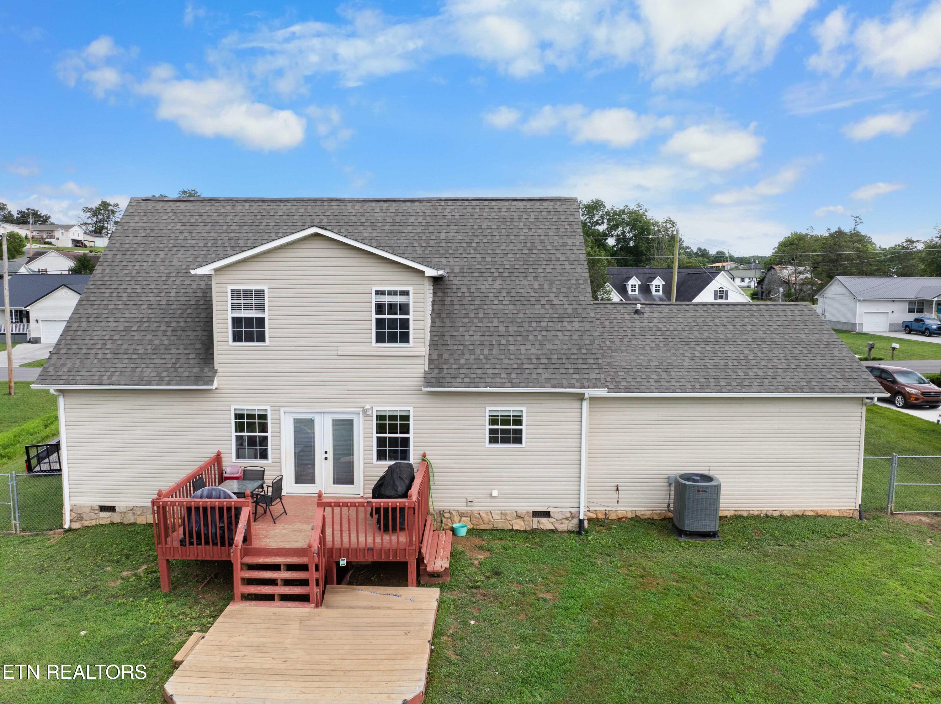 452 Clover Circle Jacksboro TN 37757