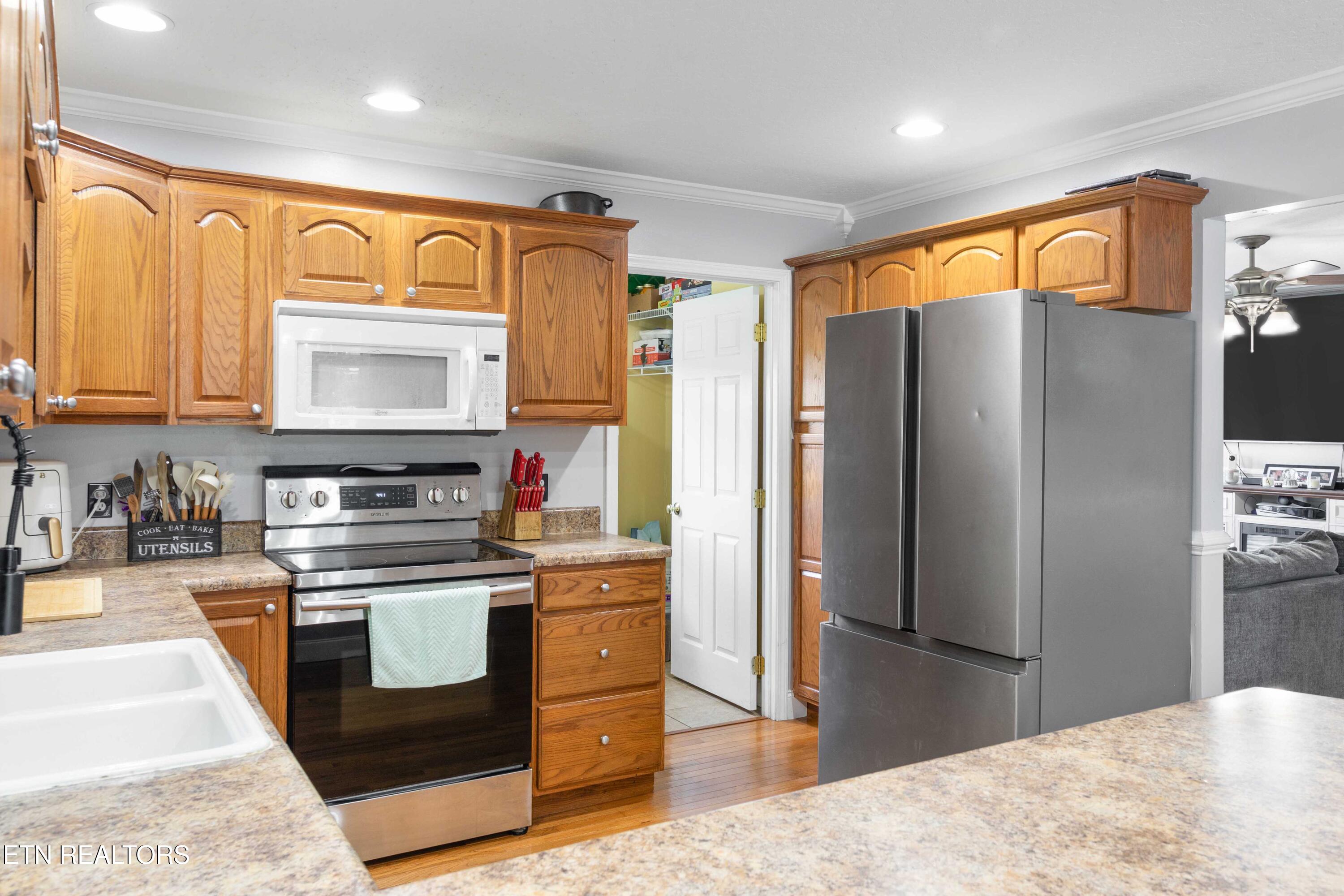 452 Clover Circle Jacksboro TN 37757