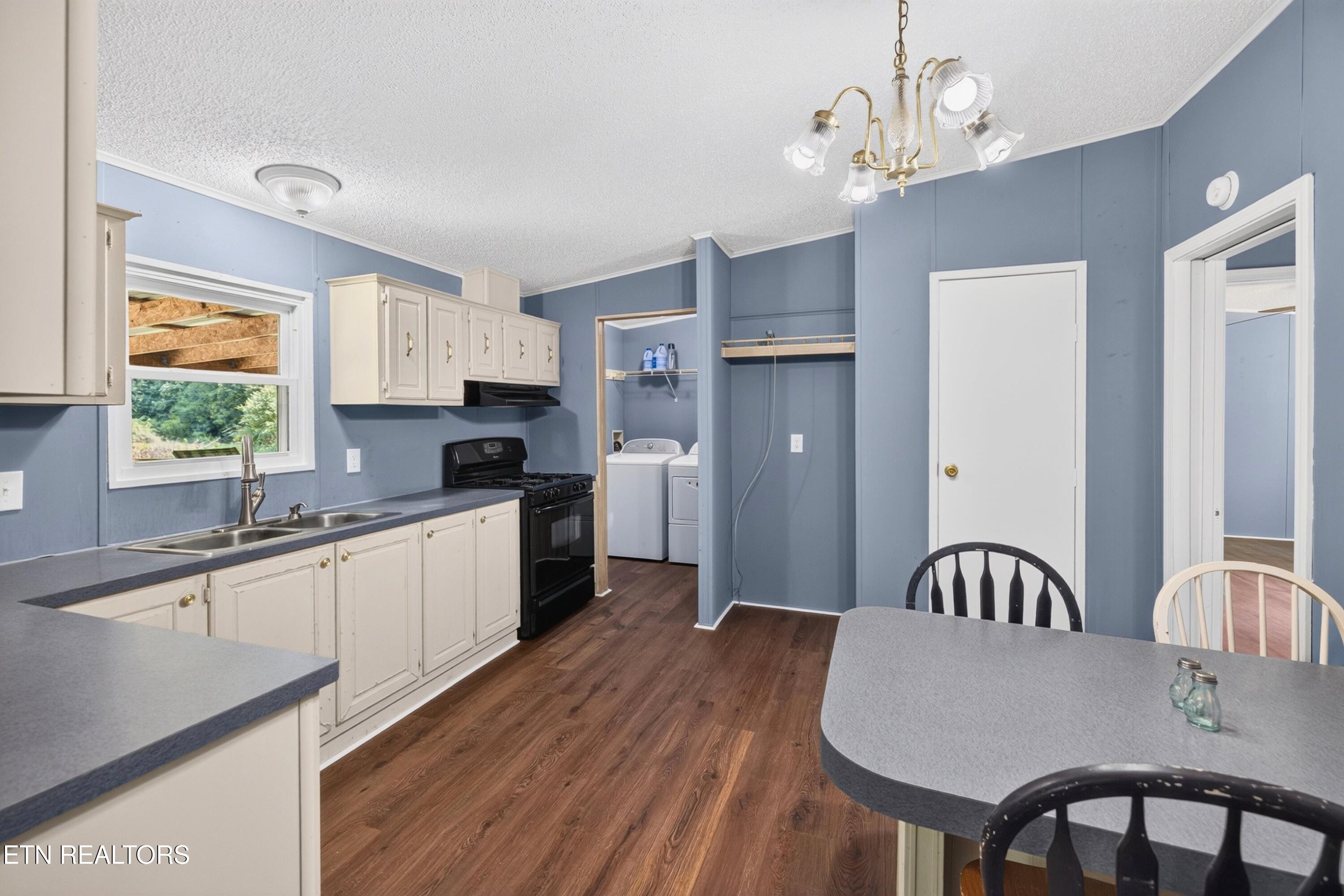1321 Chrisman Road Dandridge TN 37725