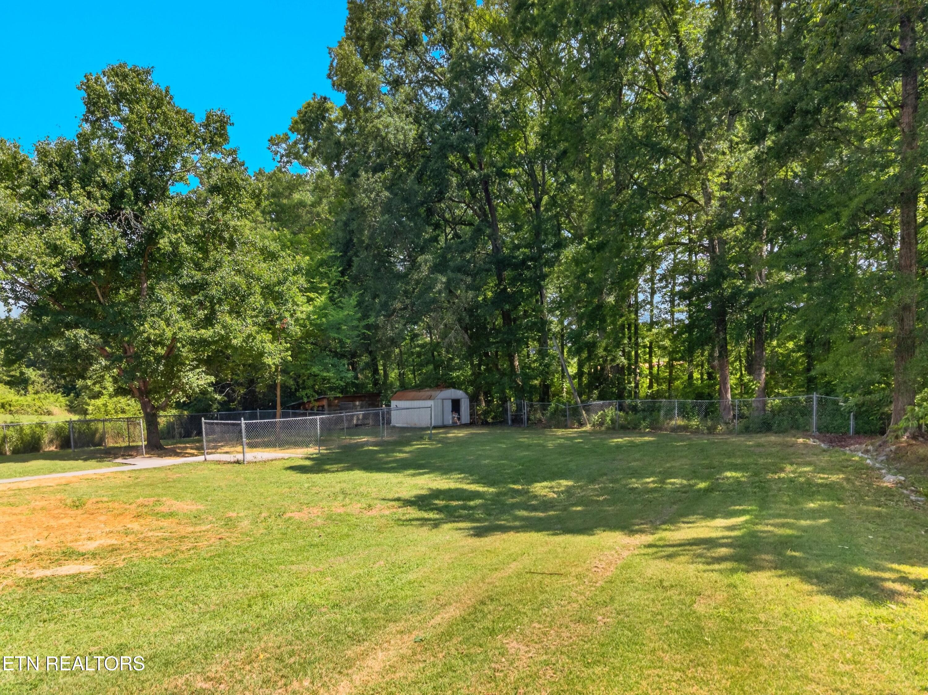 1321 Chrisman Road Dandridge TN 37725