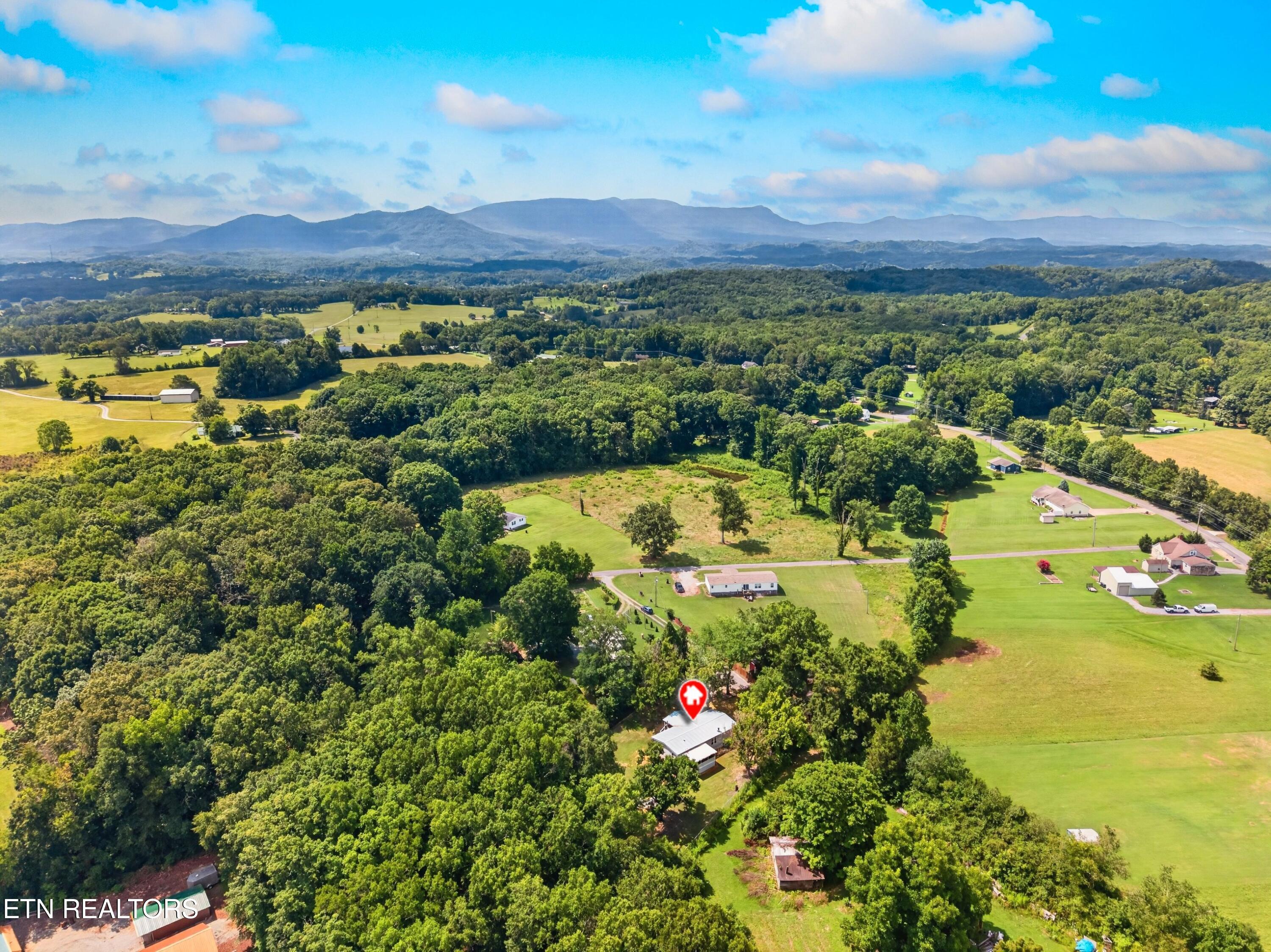 1321 Chrisman Road Dandridge TN 37725