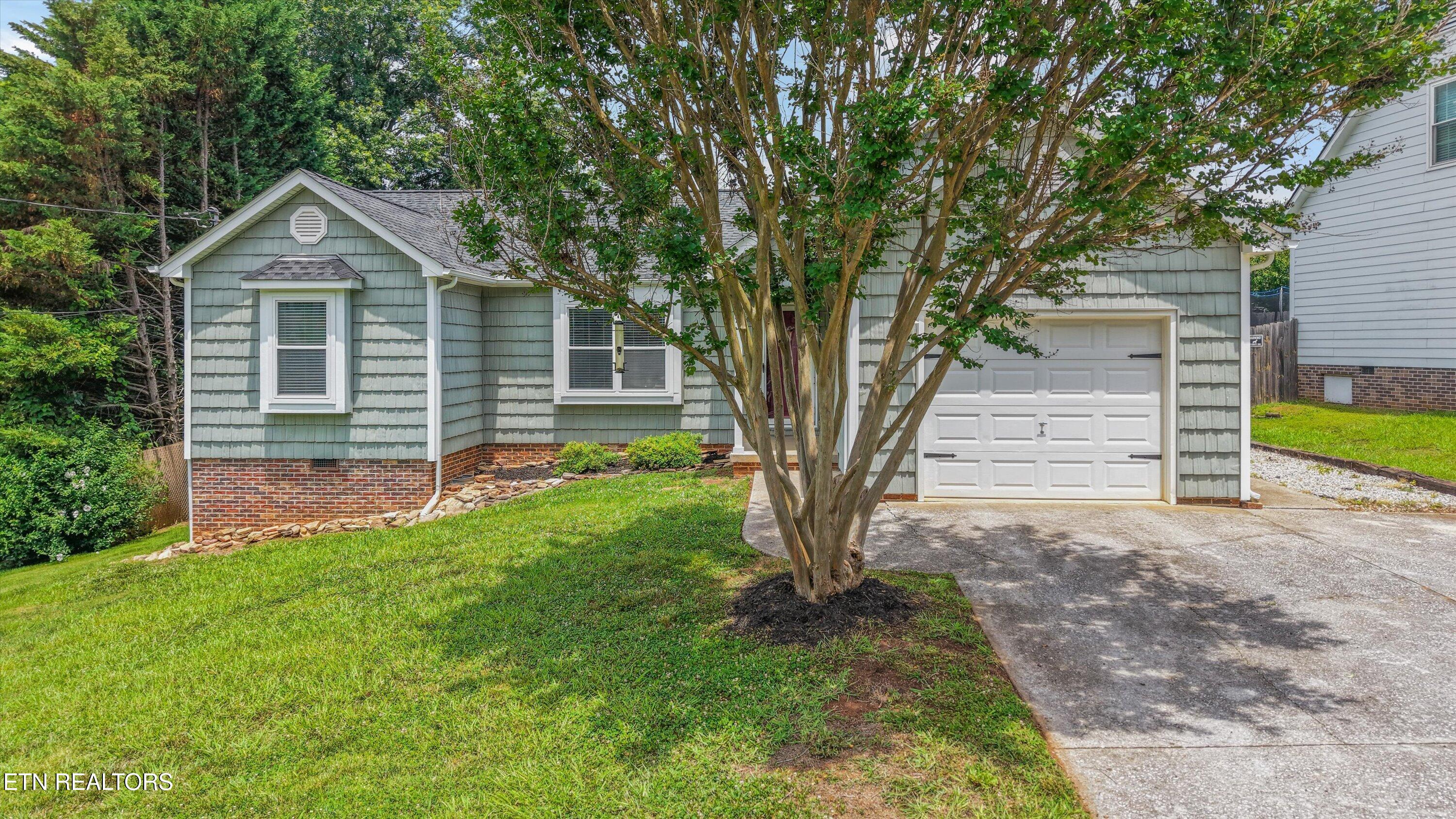 733 Summerdale Drive Knoxville TN 37934
