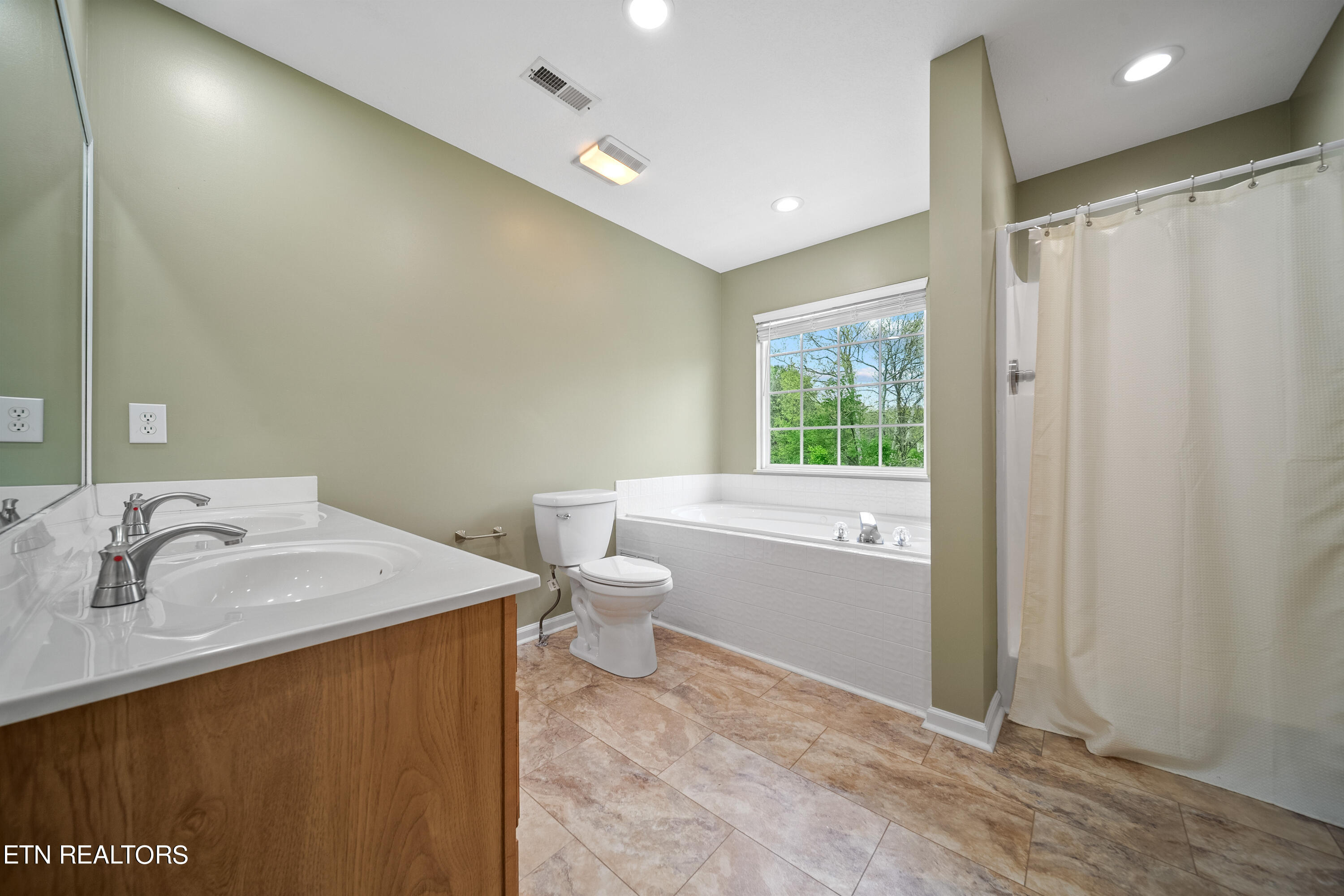 2412 Sable Point Lane Knoxville TN 37924