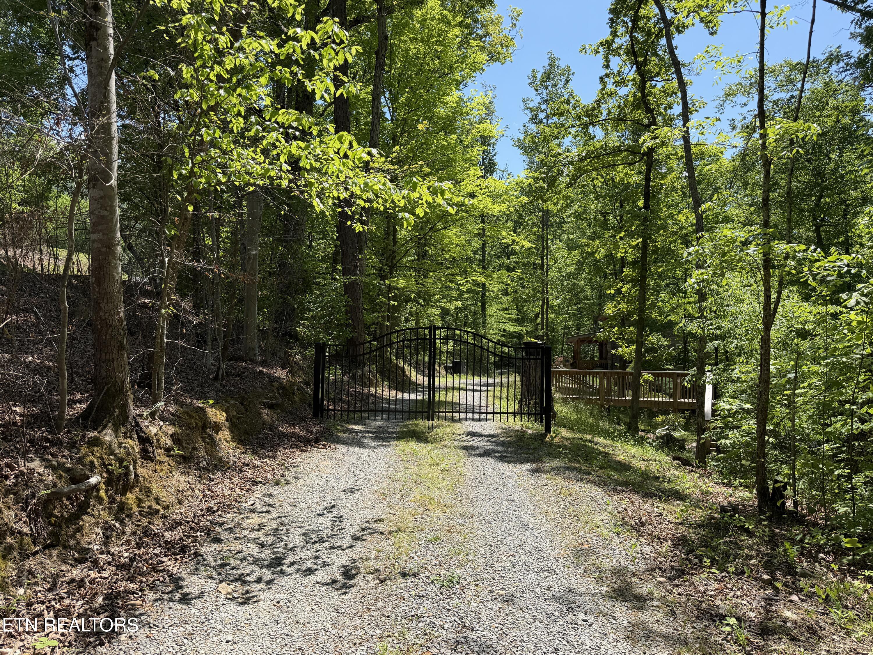 4716 Fred Jennings Road Walland TN 37886