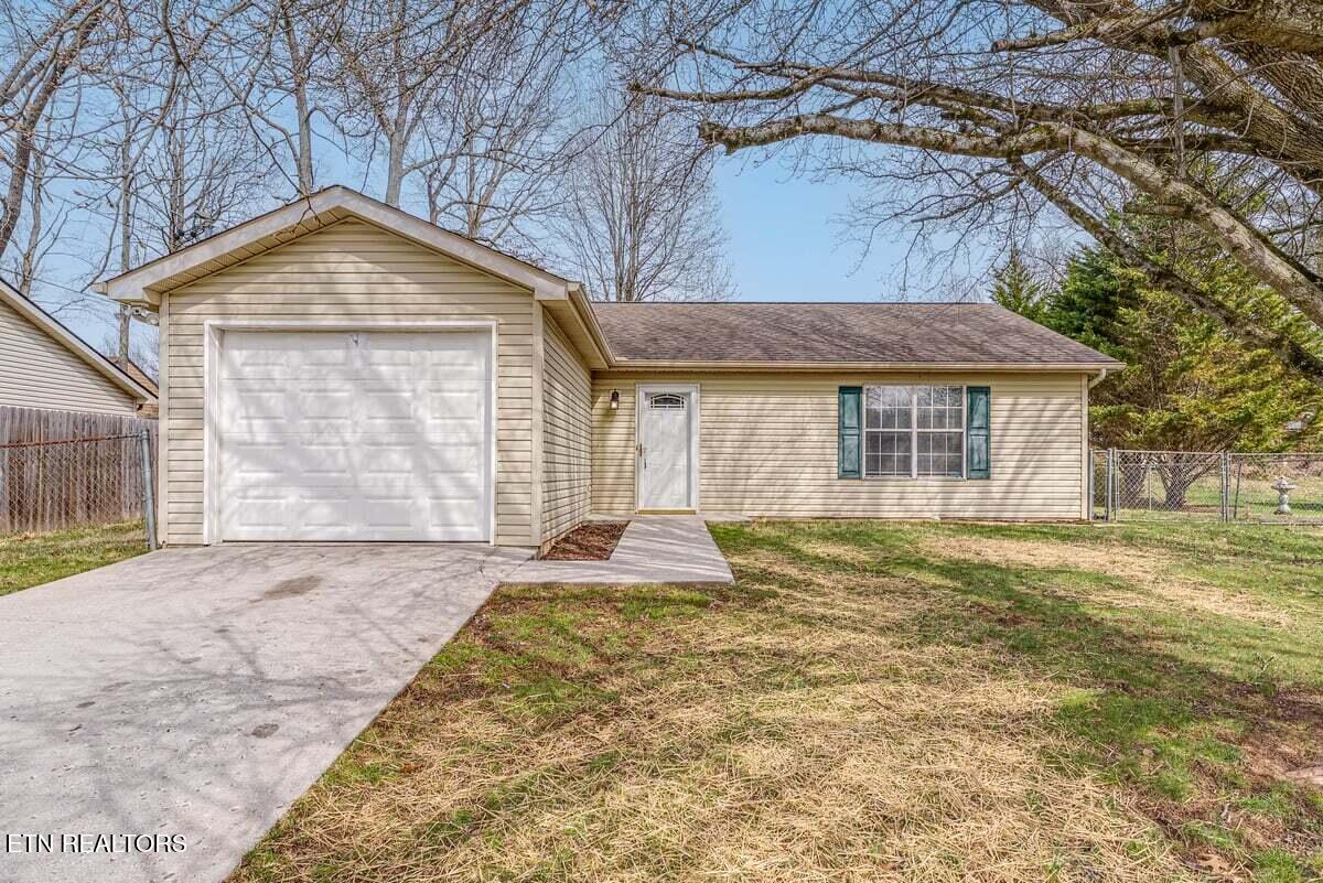 7662 Trey Oaks Lane Knoxville TN 37918
