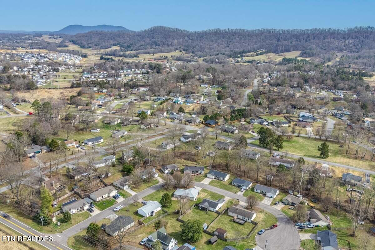 7662 Trey Oaks Lane Knoxville TN 37918