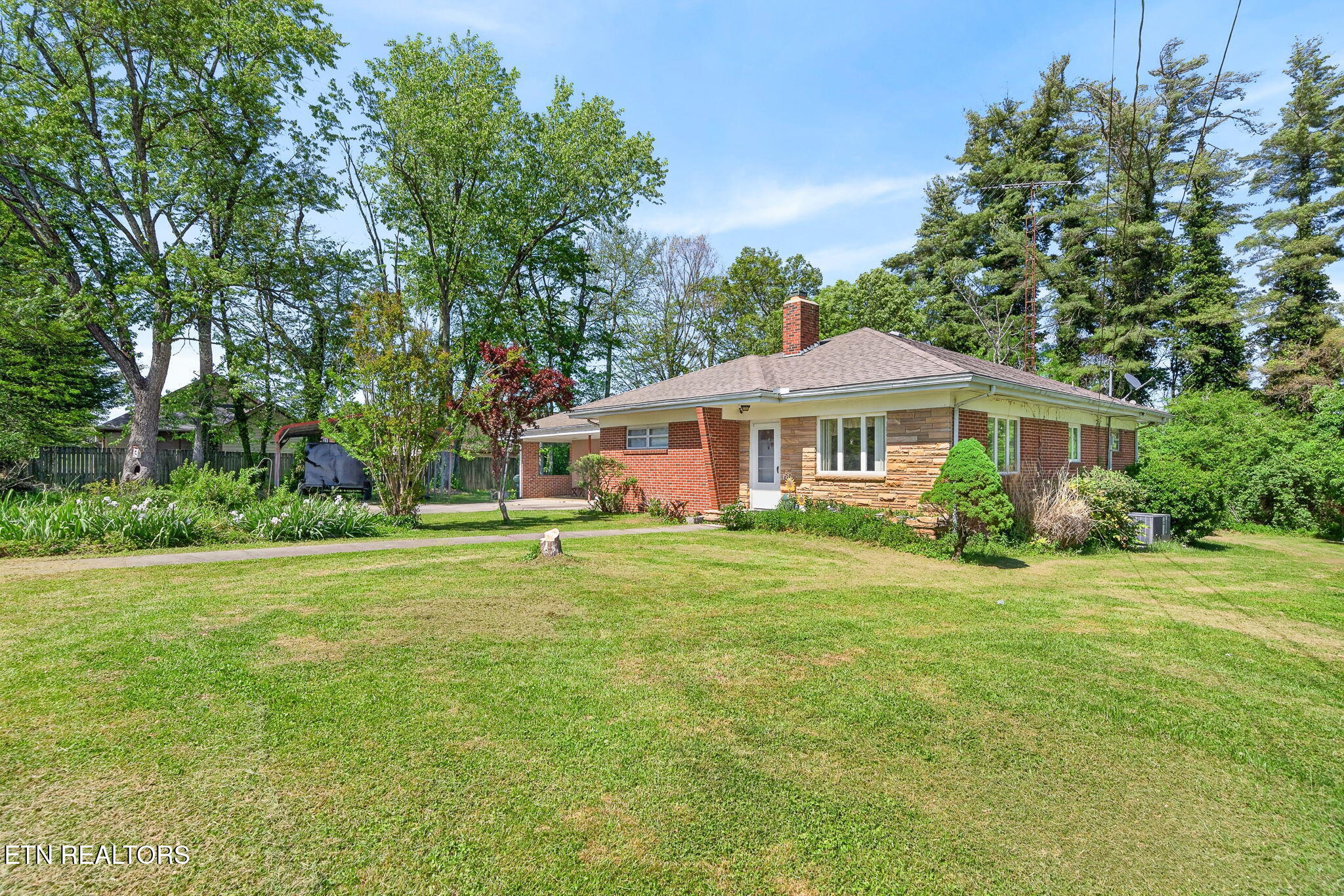 76 Daisy Avenue Crossville TN 38555