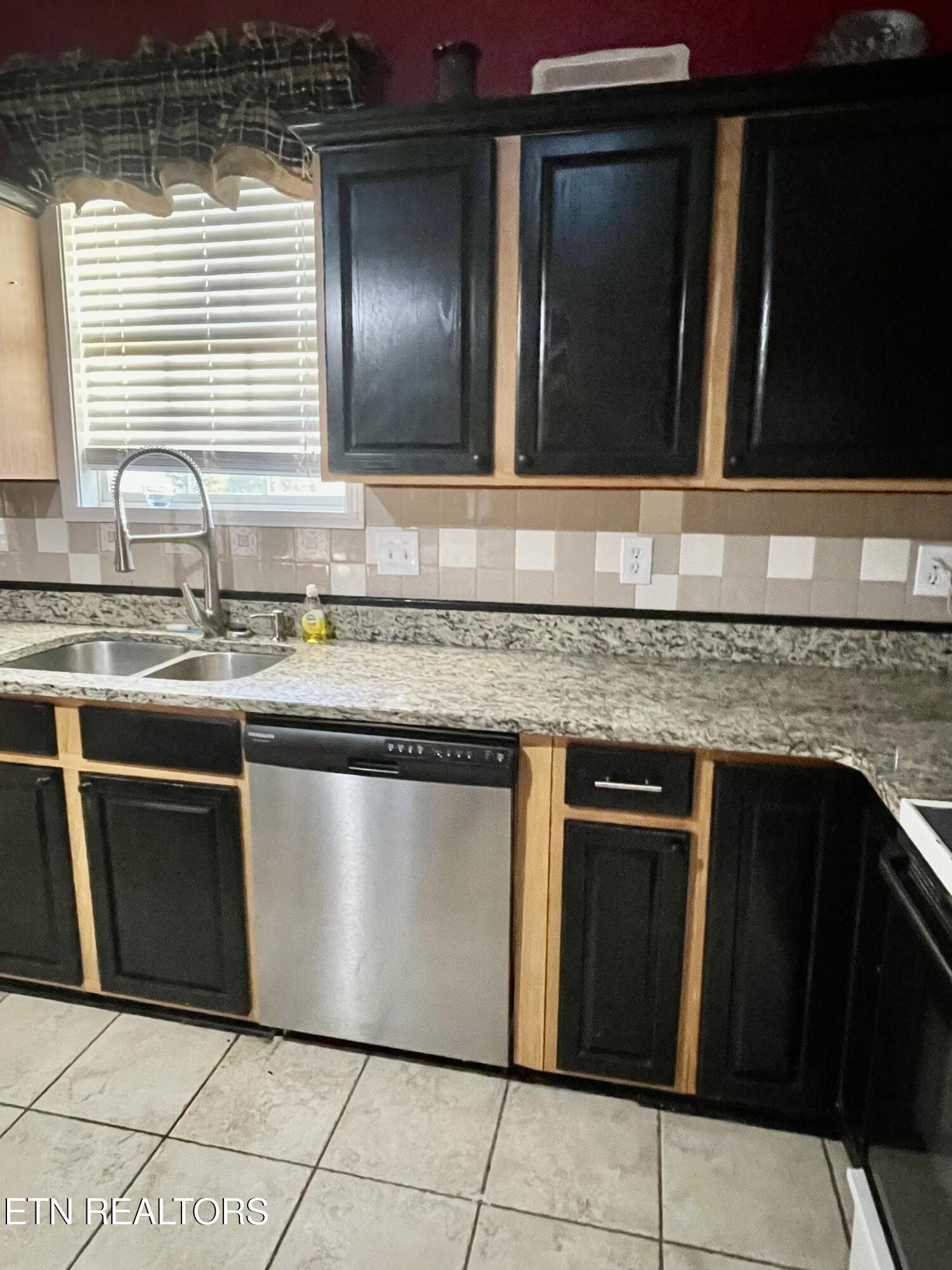 1629 Riceland Drive Sevierville TN 37862