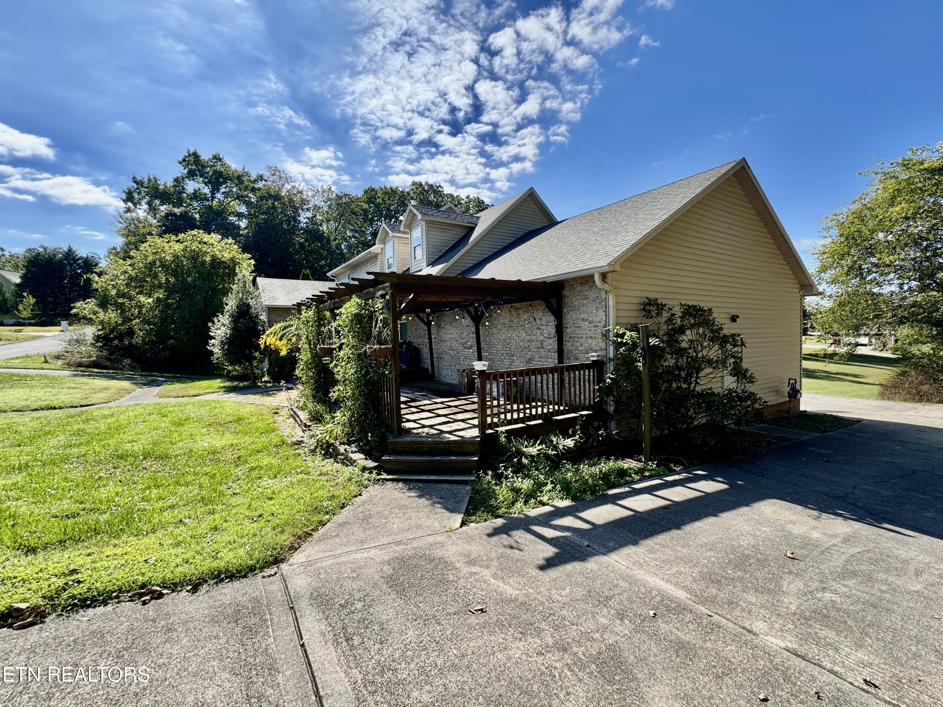 1629 Riceland Drive Sevierville TN 37862