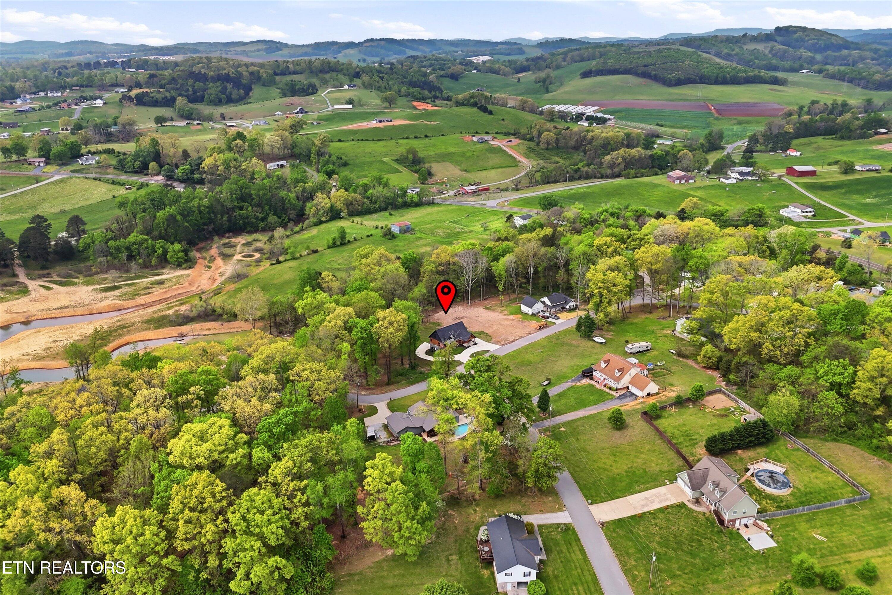 248 Cherokee Cove Rutledge TN 37861